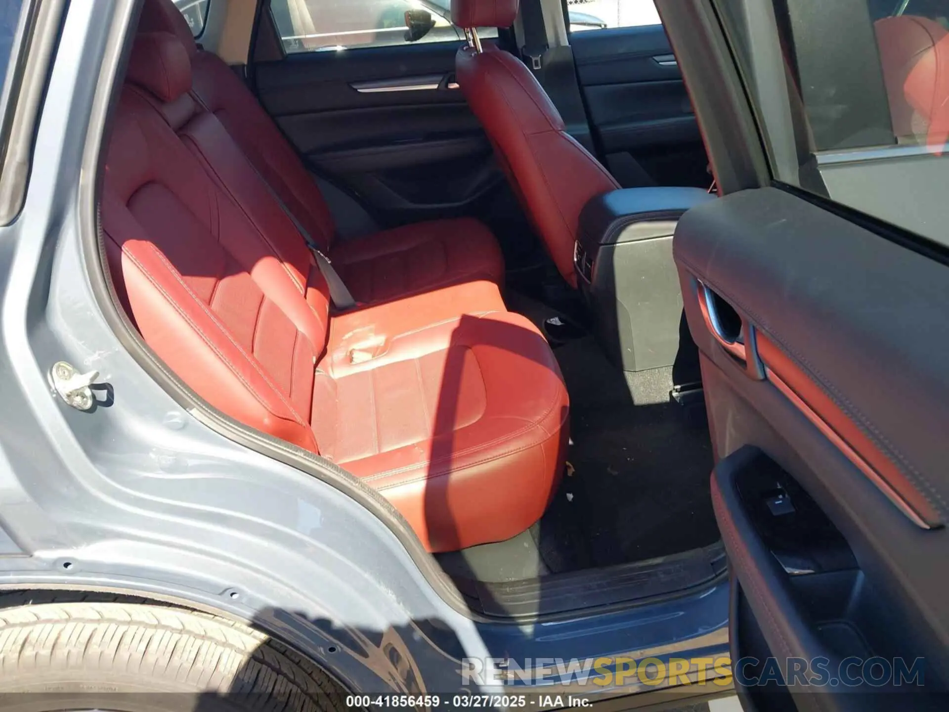 8 fotografías del automóvil dañado JM3KFBCLXR0469299 MAZDA CX-5 2024