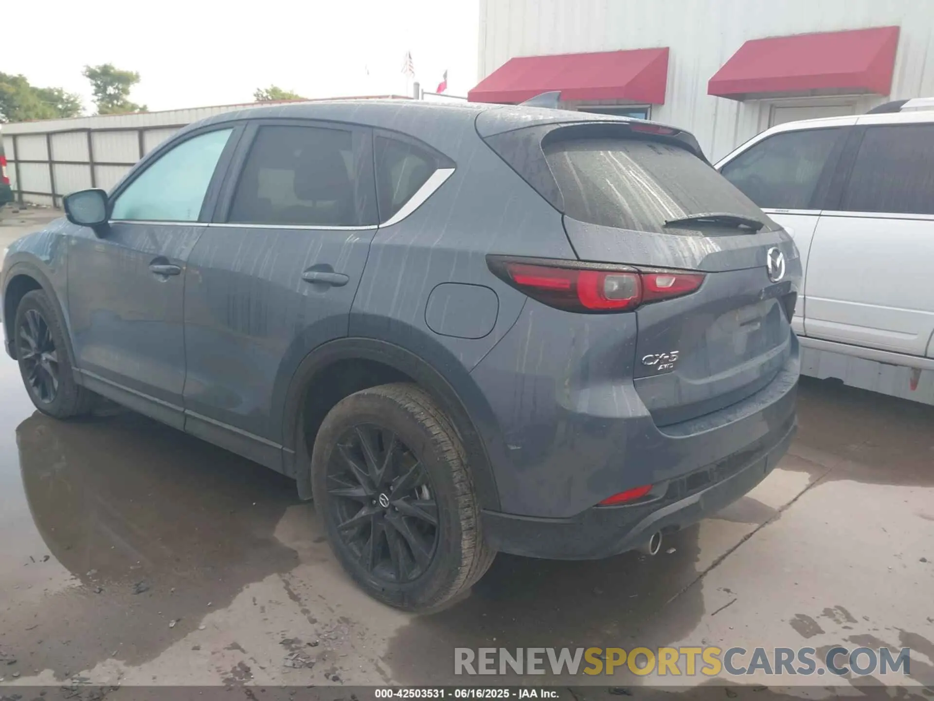 3 fotografías del automóvil dañado JM3KFBCLXR0503659 MAZDA CX-5 2024