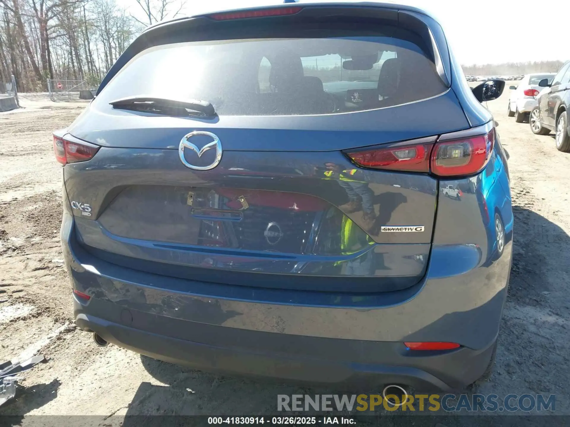 17 fotografías del automóvil dañado JM3KFBCLXR0521045 MAZDA CX-5 2024