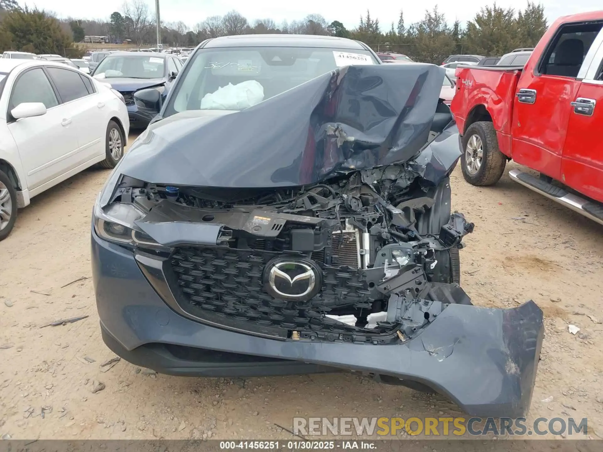 11 fotografías del automóvil dañado JM3KFBCM0R0361752 MAZDA CX-5 2024