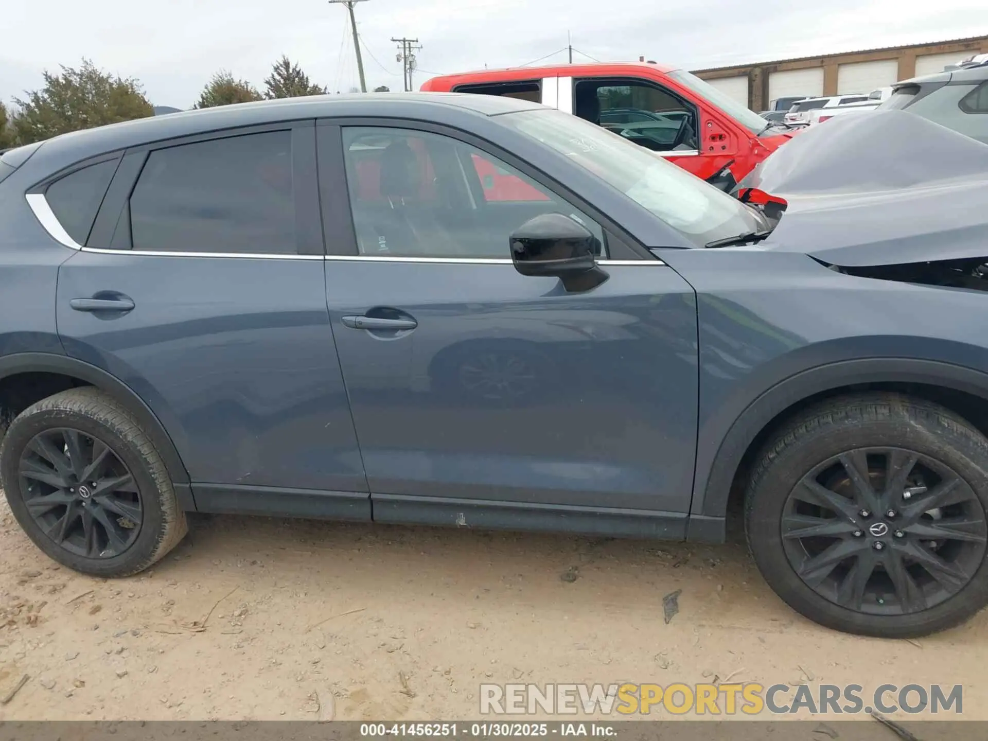 12 fotografías del automóvil dañado JM3KFBCM0R0361752 MAZDA CX-5 2024