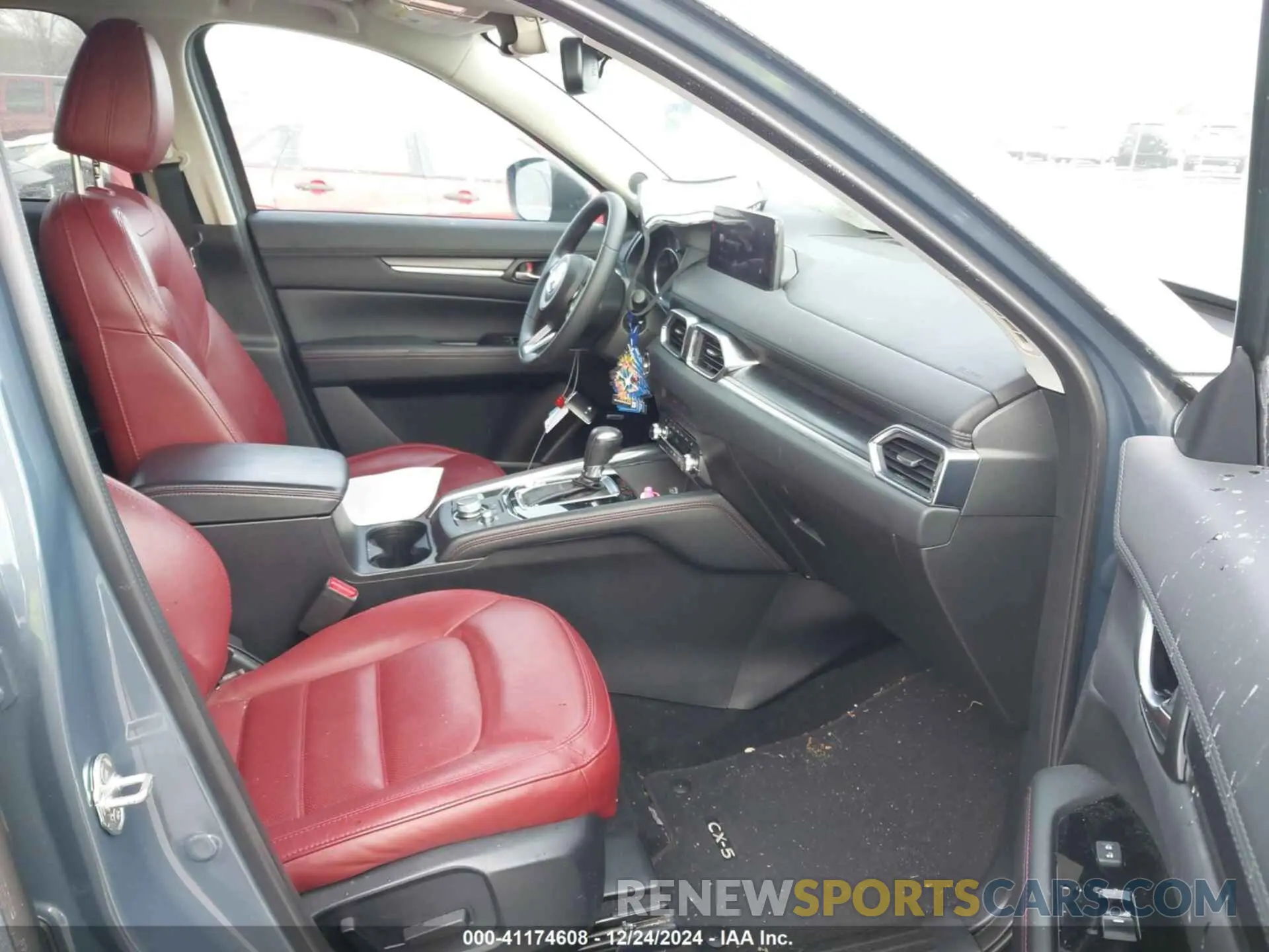 5 fotografías del automóvil dañado JM3KFBCM1R0365941 MAZDA CX-5 2024
