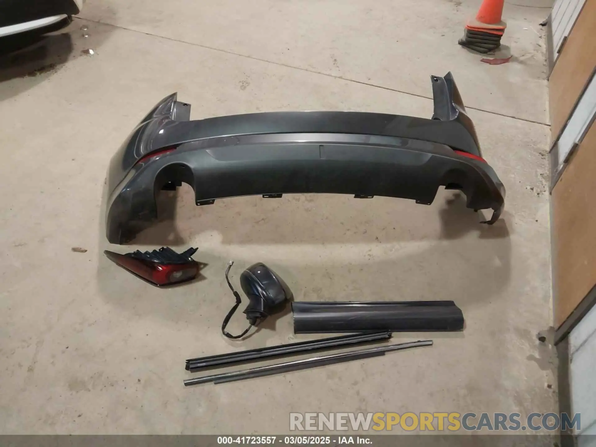 12 fotografías del automóvil dañado JM3KFBCM2R0370159 MAZDA CX-5 2024