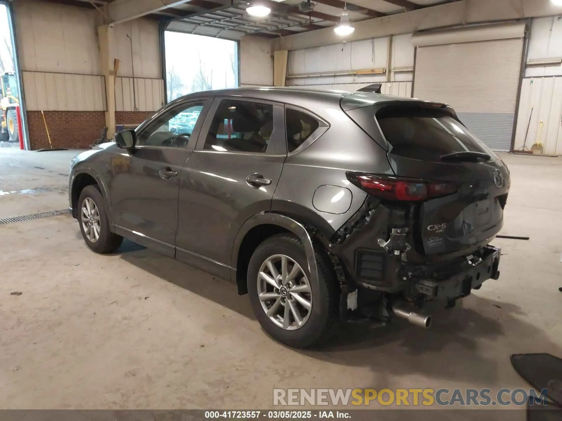 3 fotografías del automóvil dañado JM3KFBCM2R0370159 MAZDA CX-5 2024