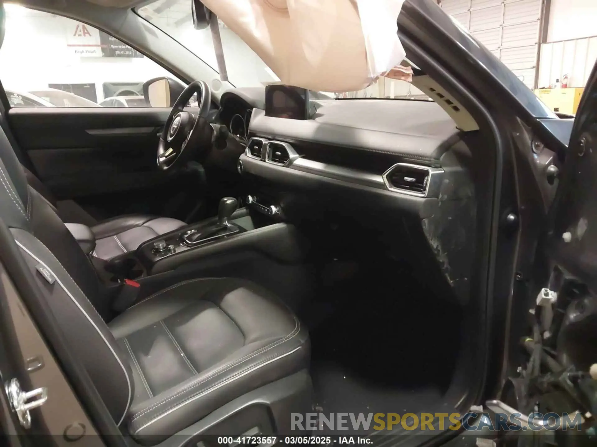 5 fotografías del automóvil dañado JM3KFBCM2R0370159 MAZDA CX-5 2024