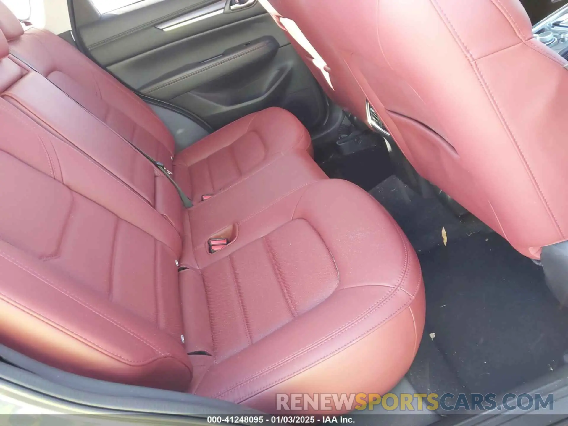 8 fotografías del automóvil dañado JM3KFBCM2R0373269 MAZDA CX-5 2024