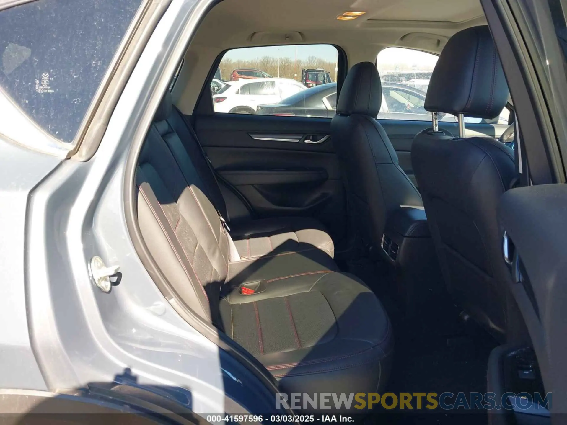 8 fotografías del automóvil dañado JM3KFBCM2R0399547 MAZDA CX-5 2024