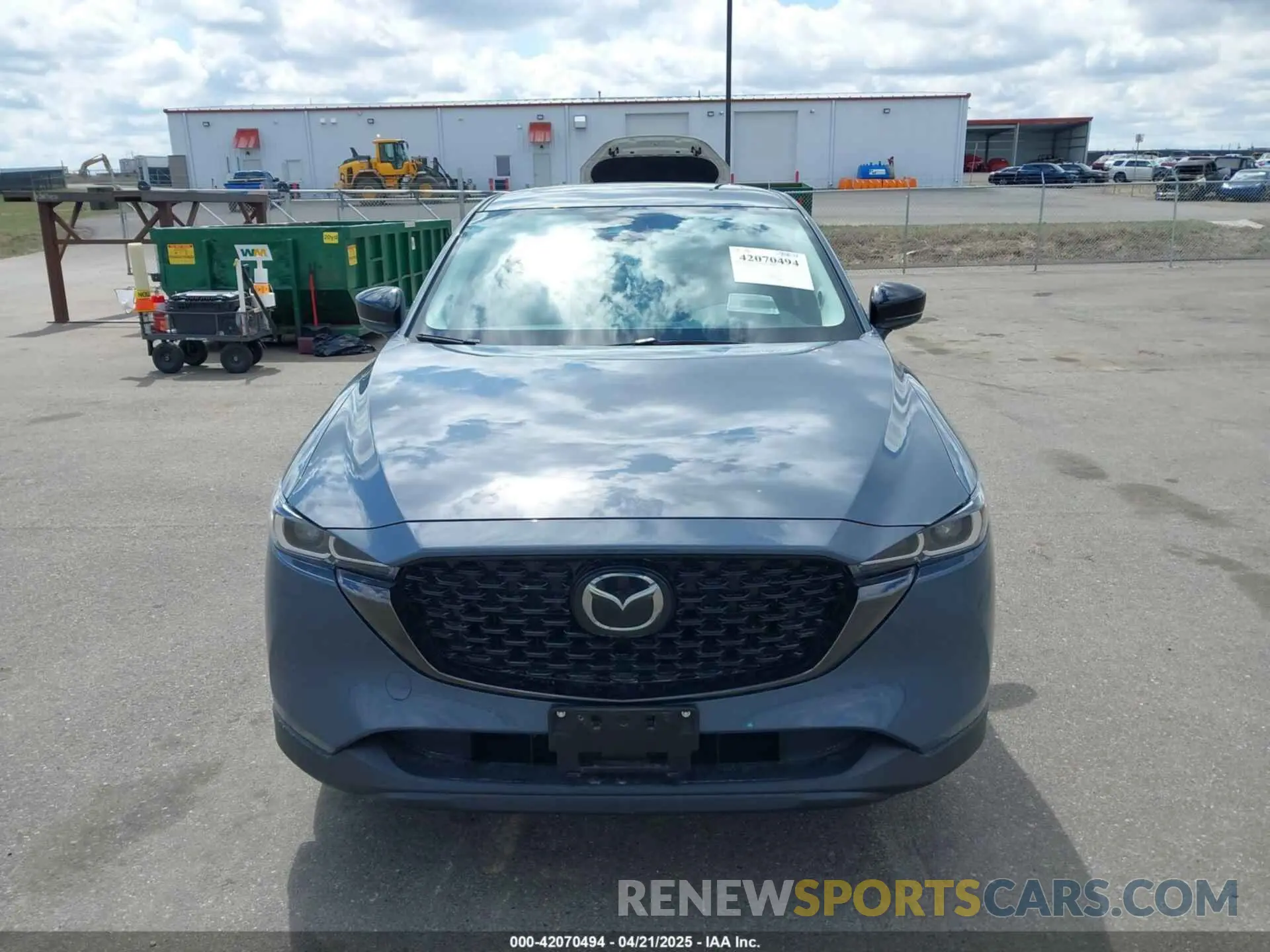 12 fotografías del automóvil dañado JM3KFBCM3R0359915 MAZDA CX-5 2024