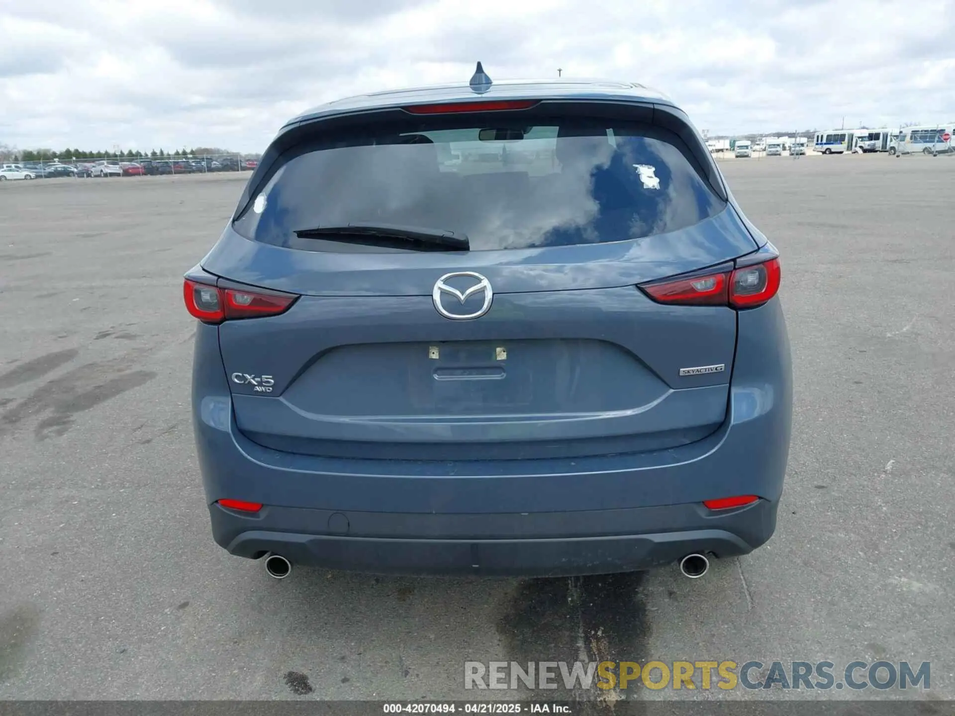 16 fotografías del automóvil dañado JM3KFBCM3R0359915 MAZDA CX-5 2024