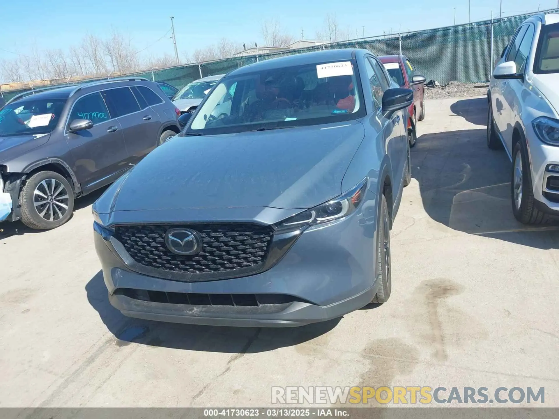 13 fotografías del automóvil dañado JM3KFBCM3R0372065 MAZDA CX-5 2024