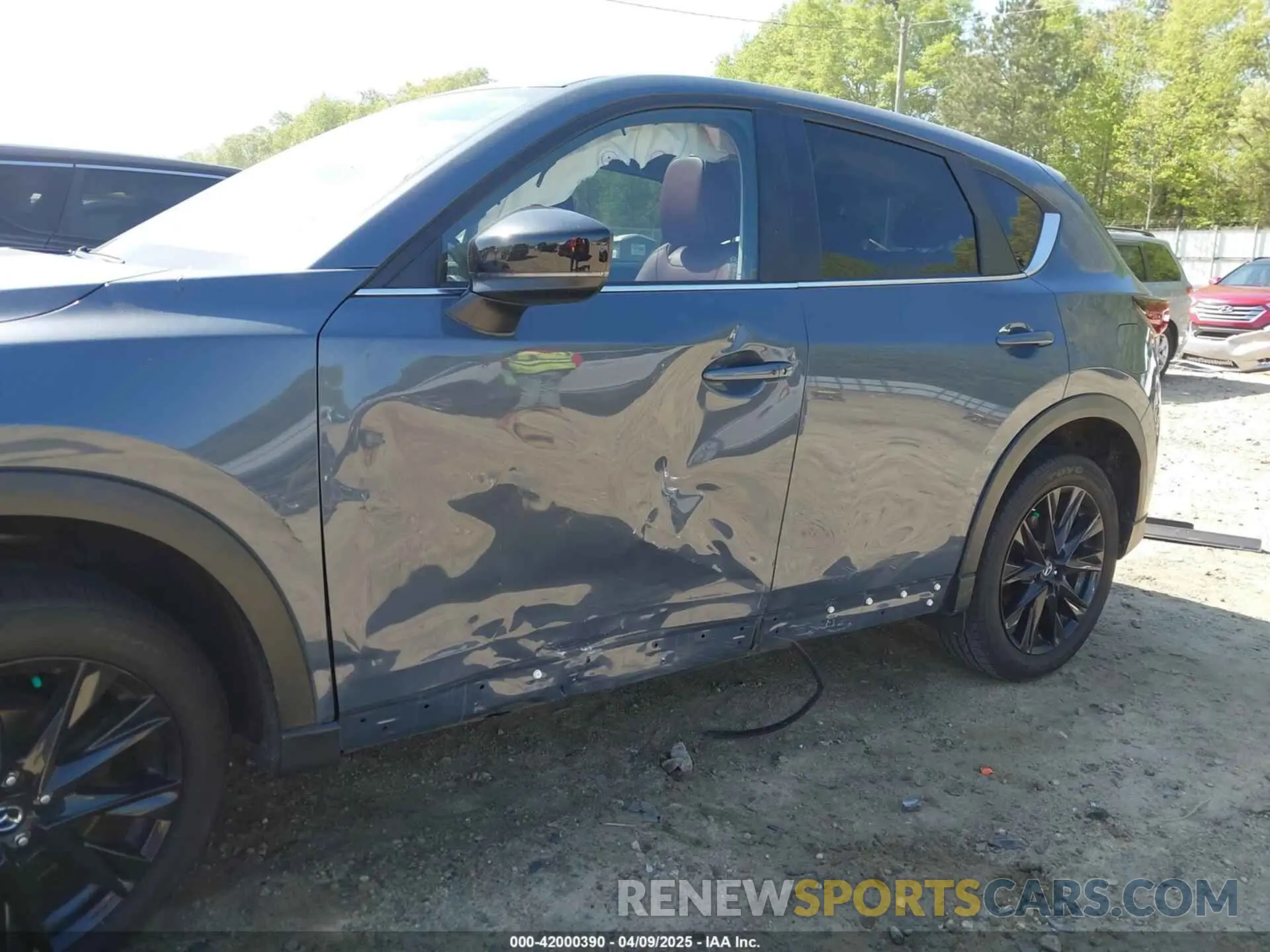 6 fotografías del automóvil dañado JM3KFBCM6R0373792 MAZDA CX-5 2024