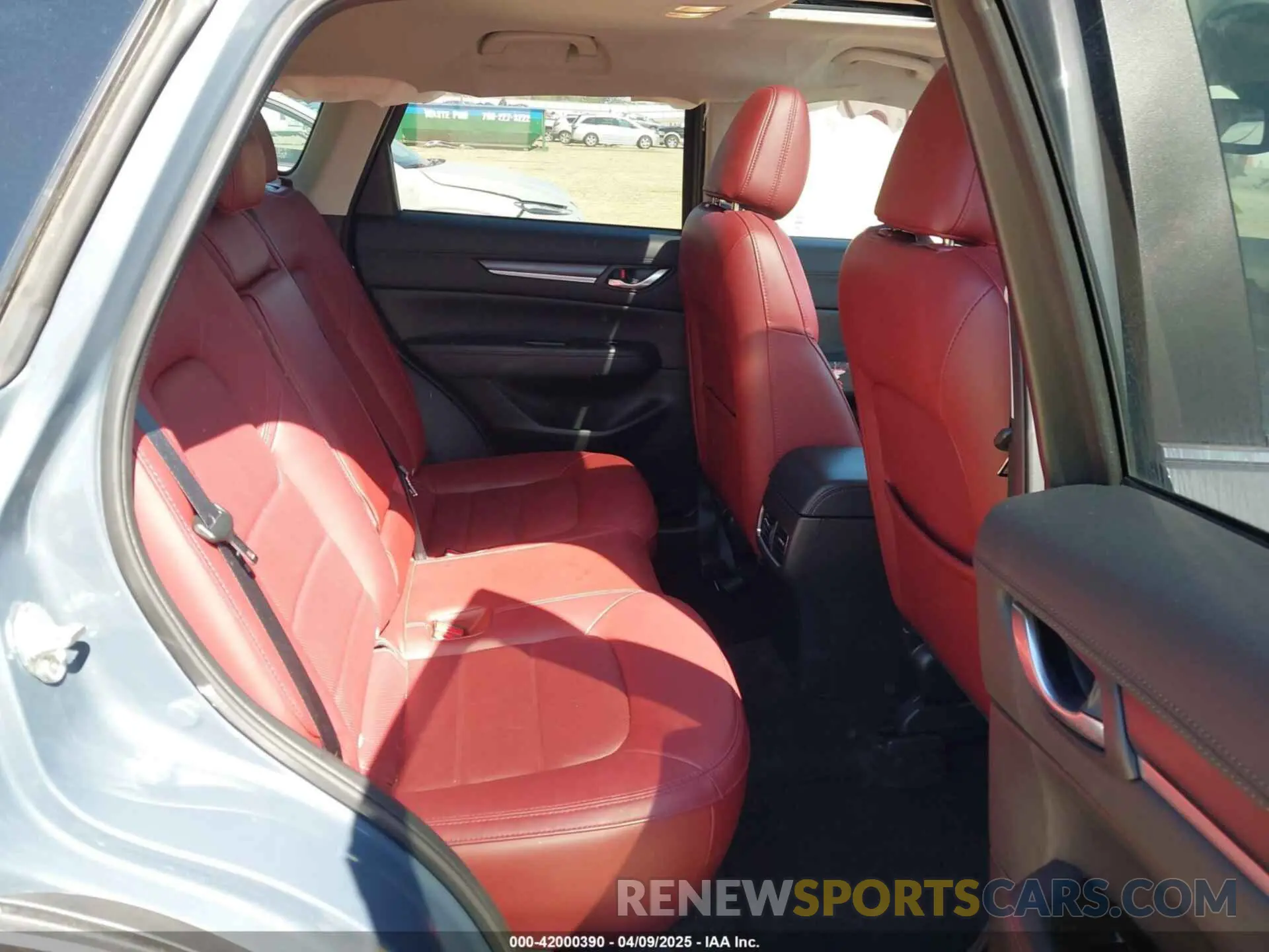 8 fotografías del automóvil dañado JM3KFBCM6R0373792 MAZDA CX-5 2024