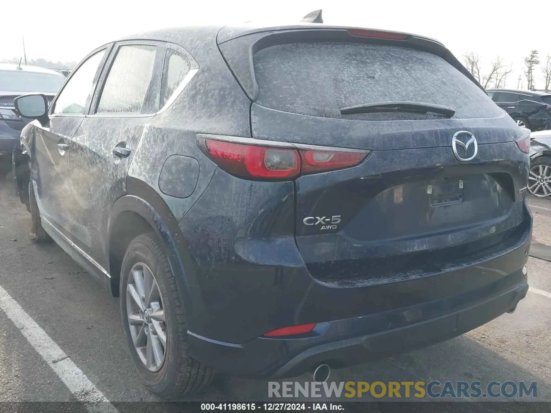 3 fotografías del automóvil dañado JM3KFBCM6R0401431 MAZDA CX-5 2024