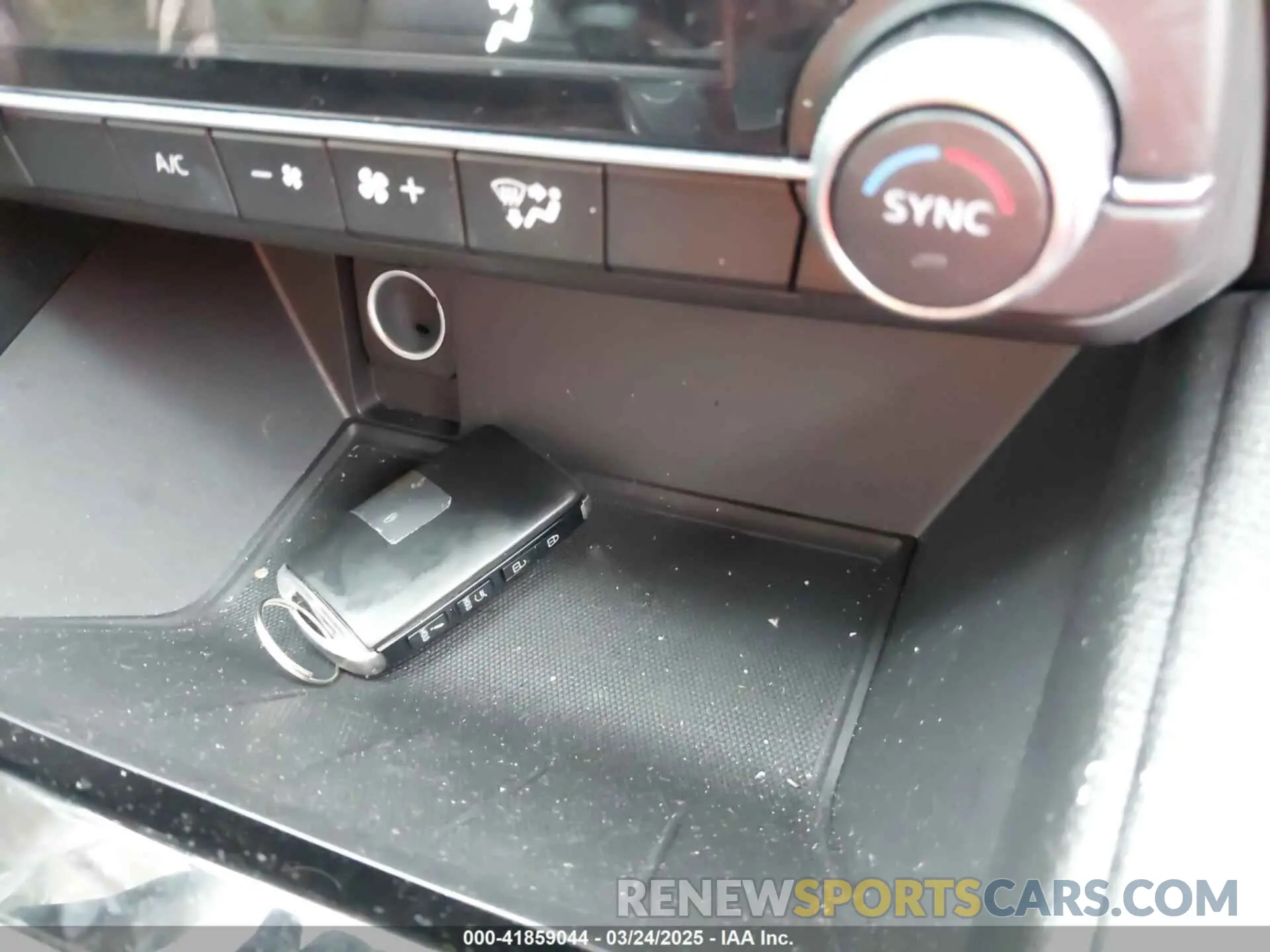 11 fotografías del automóvil dañado JM3KFBCM7R0364230 MAZDA CX-5 2024