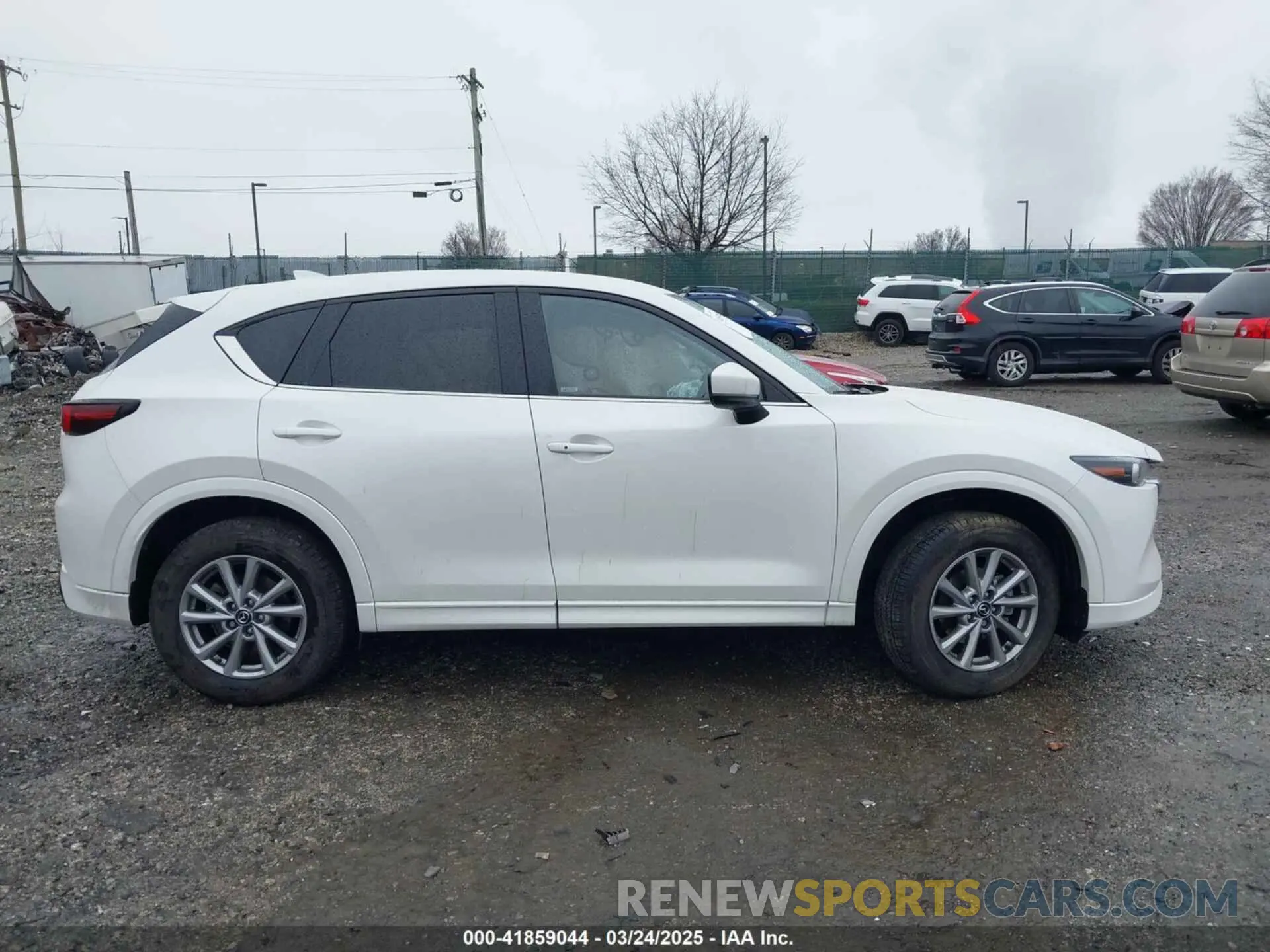 14 fotografías del automóvil dañado JM3KFBCM7R0364230 MAZDA CX-5 2024