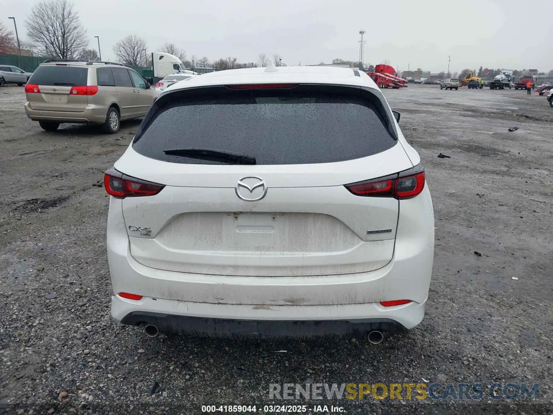 17 fotografías del automóvil dañado JM3KFBCM7R0364230 MAZDA CX-5 2024