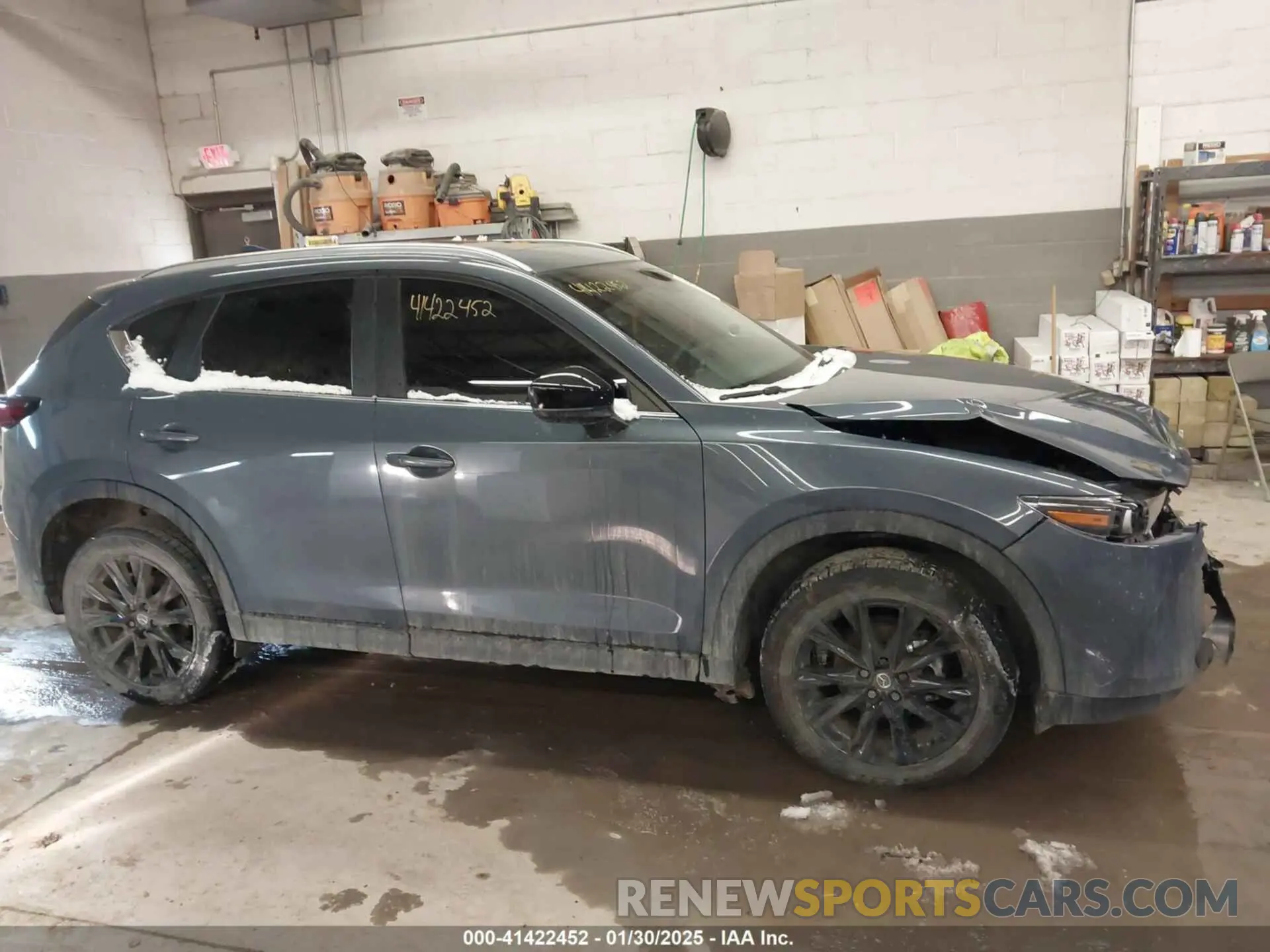 13 fotografías del automóvil dañado JM3KFBCM7R0391685 MAZDA CX-5 2024
