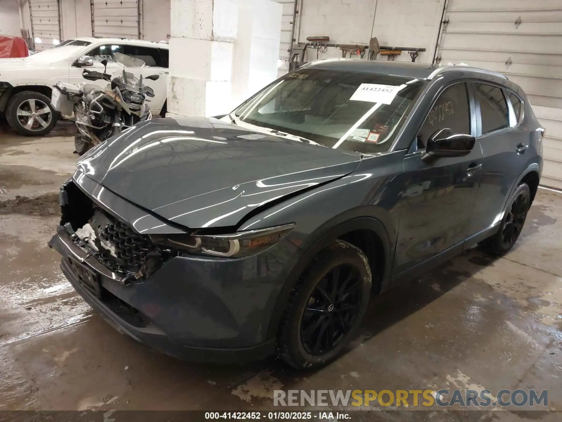 2 fotografías del automóvil dañado JM3KFBCM7R0391685 MAZDA CX-5 2024