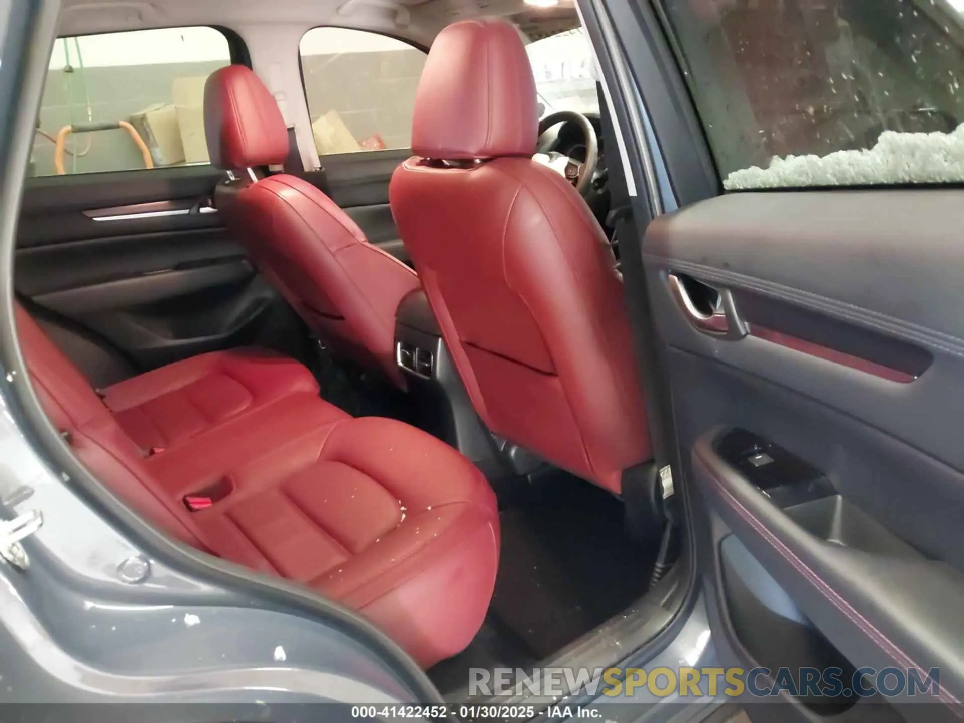 8 fotografías del automóvil dañado JM3KFBCM7R0391685 MAZDA CX-5 2024