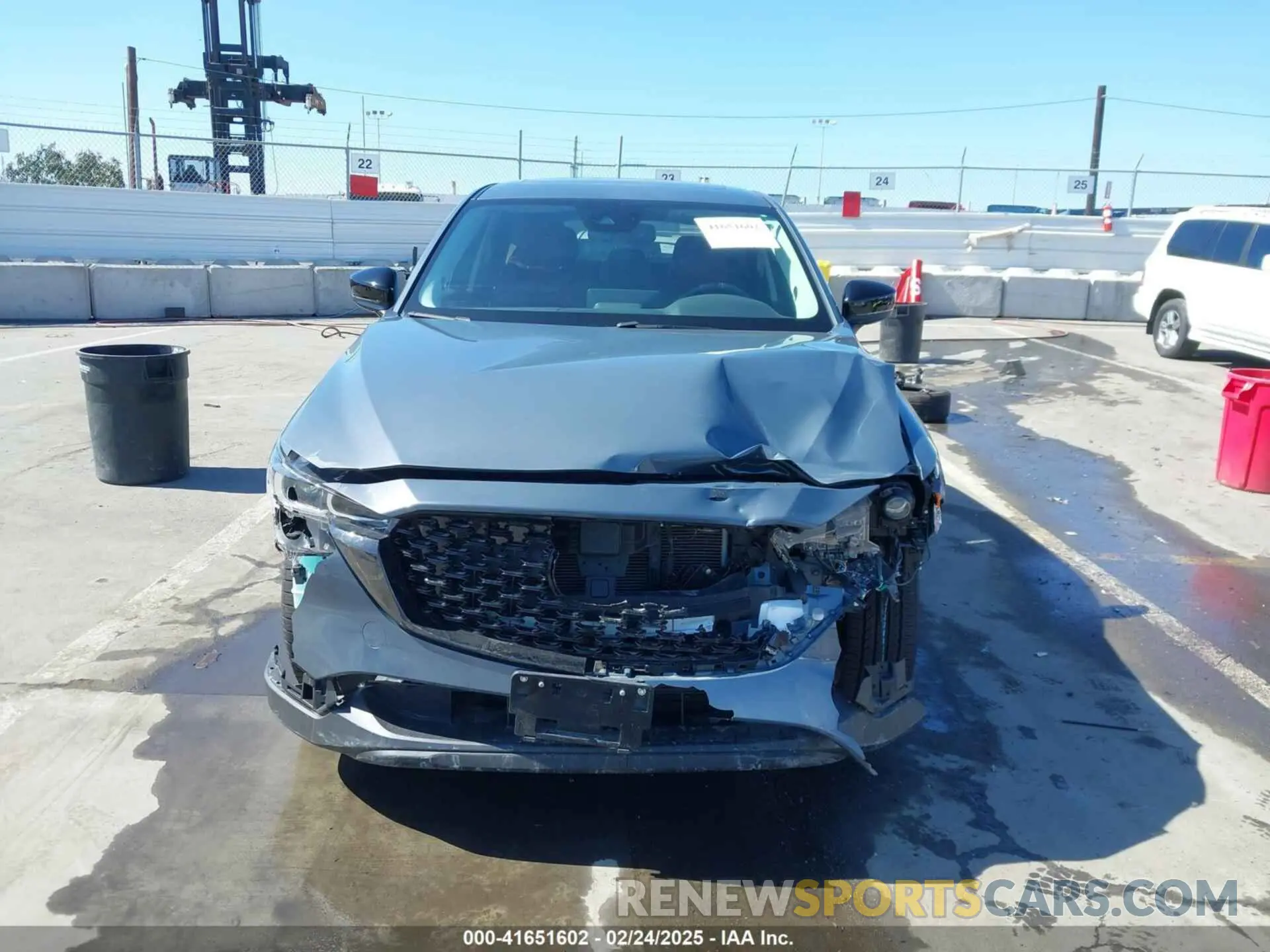 12 fotografías del automóvil dañado JM3KFBCM9R0350491 MAZDA CX-5 2024