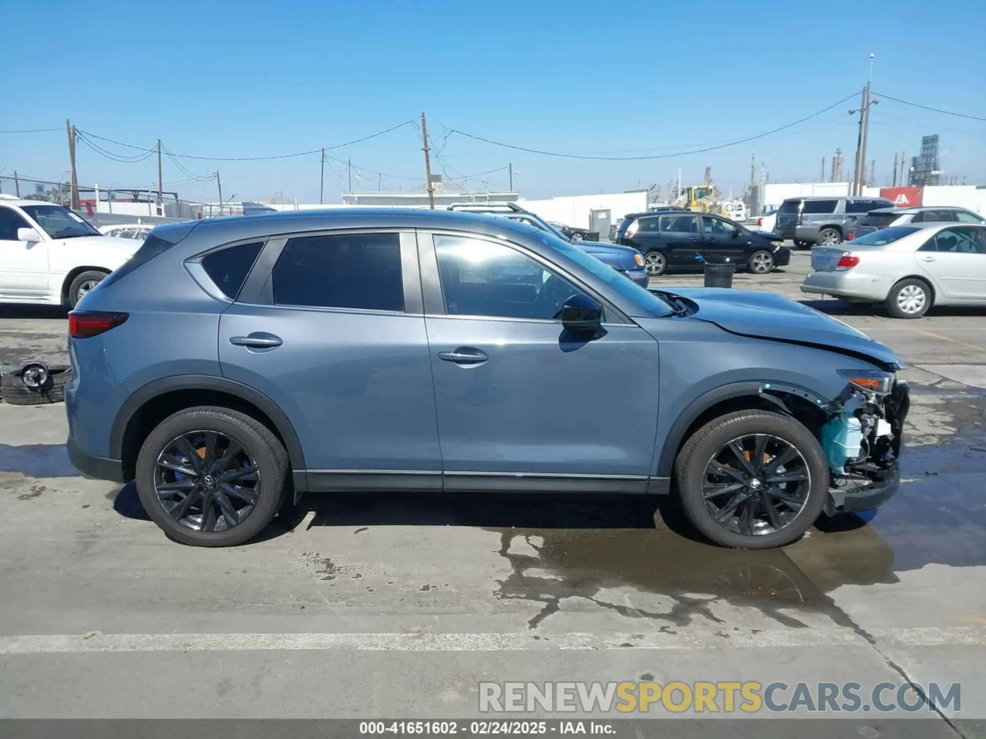 13 fotografías del automóvil dañado JM3KFBCM9R0350491 MAZDA CX-5 2024