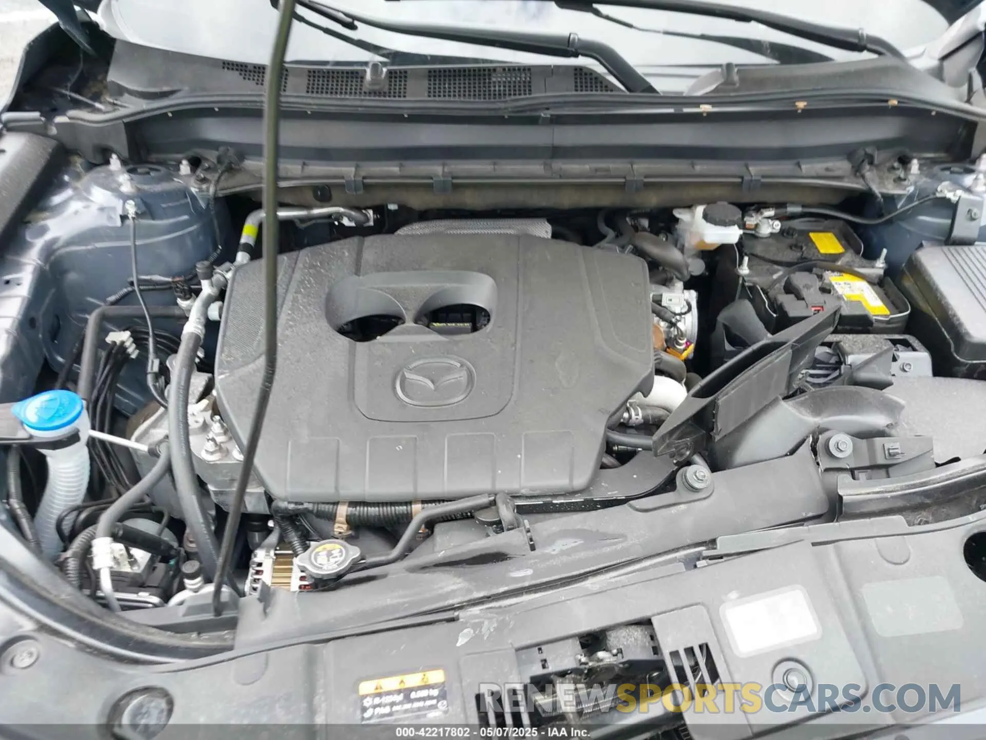 10 fotografías del automóvil dañado JM3KFBCM9R0393213 MAZDA CX-5 2024
