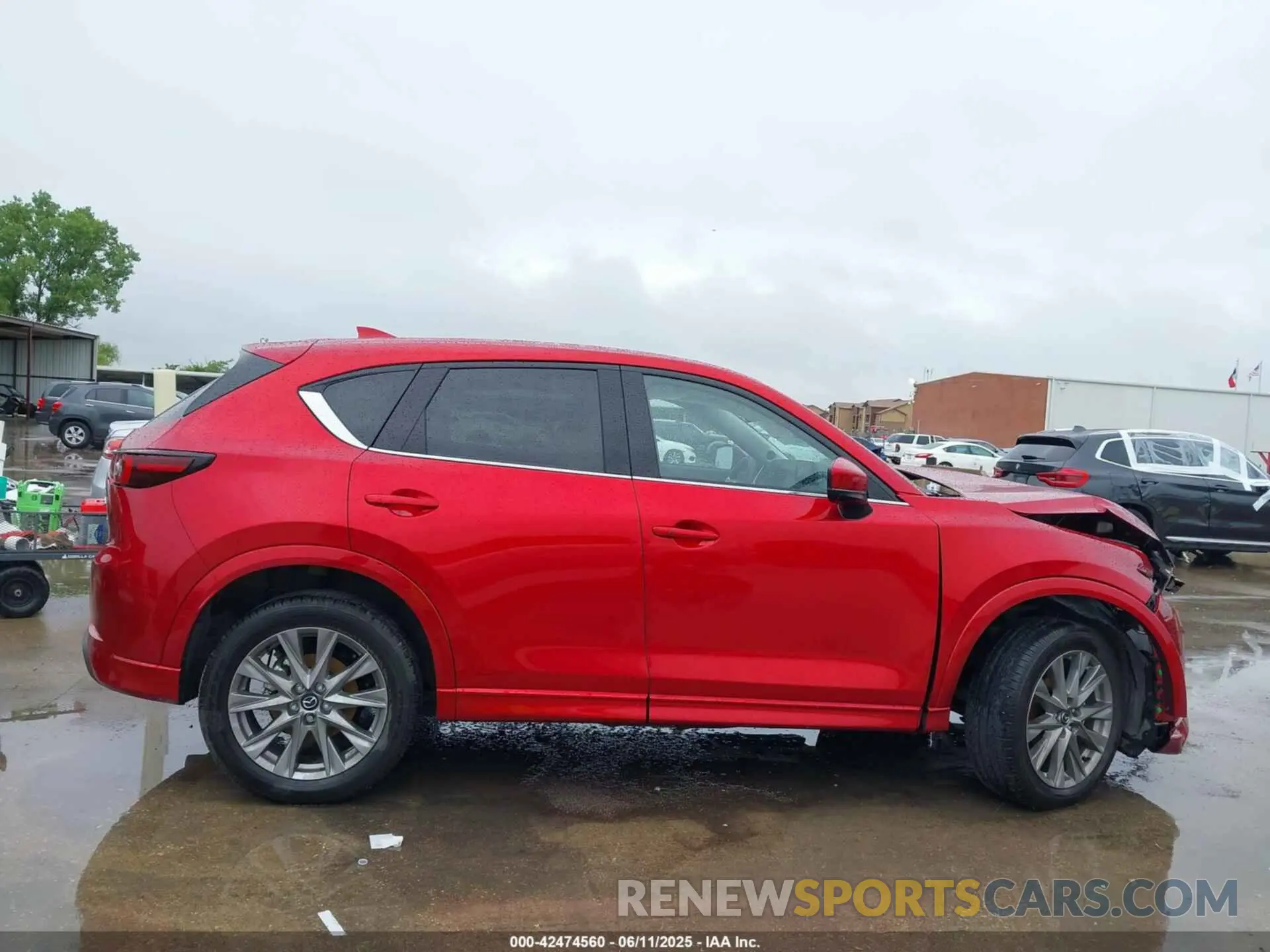 13 fotografías del automóvil dañado JM3KFBDL1R0520817 MAZDA CX-5 2024
