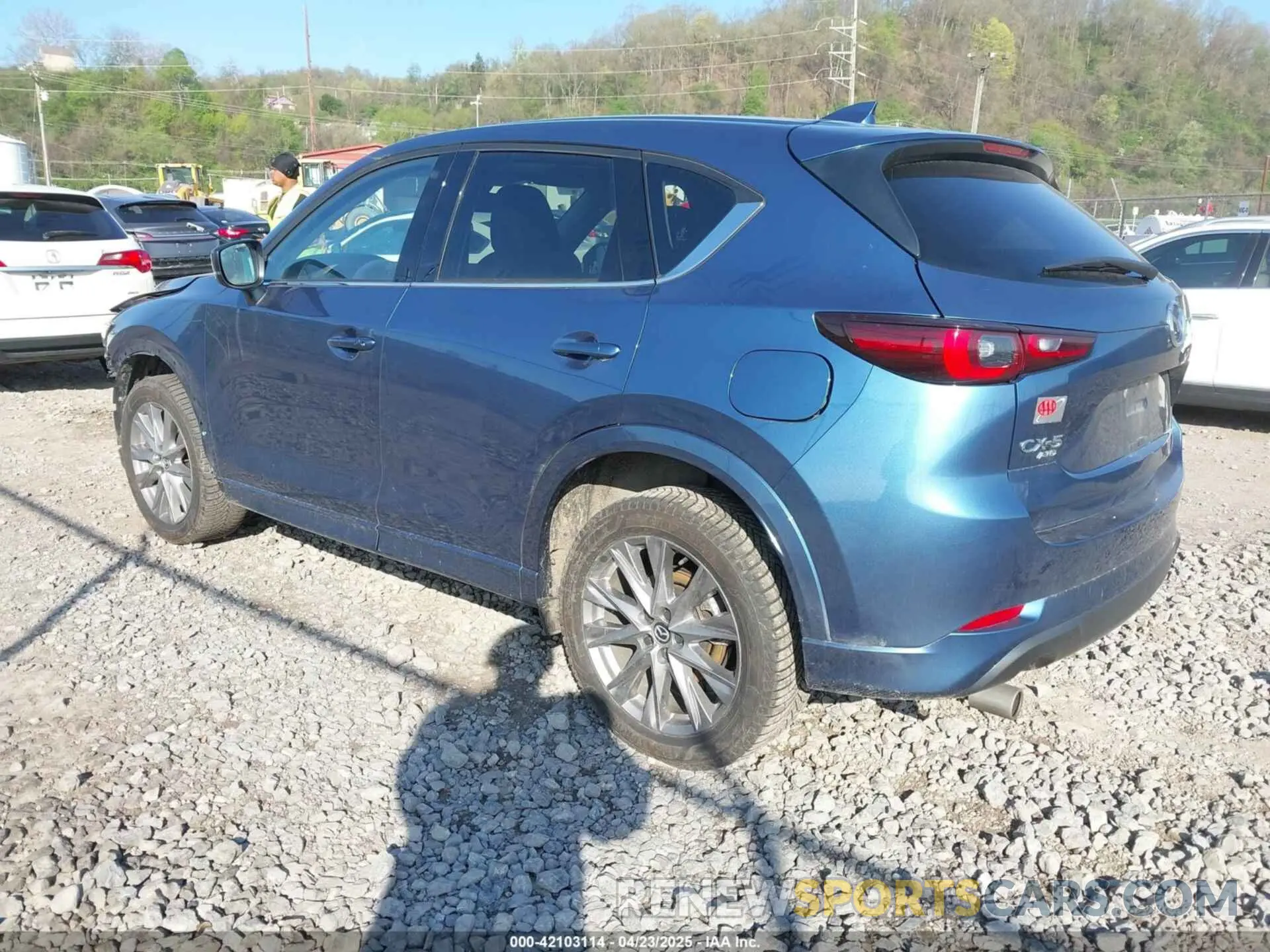 3 fotografías del automóvil dañado JM3KFBDL7R0422133 MAZDA CX-5 2024