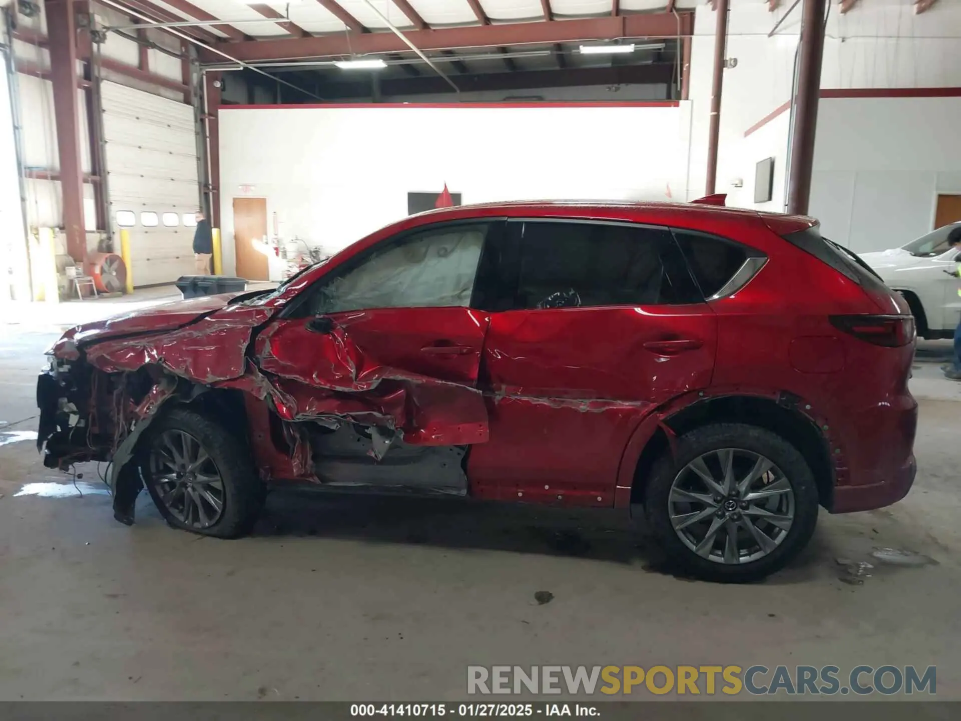 14 fotografías del automóvil dañado JM3KFBDL8R0470661 MAZDA CX-5 2024