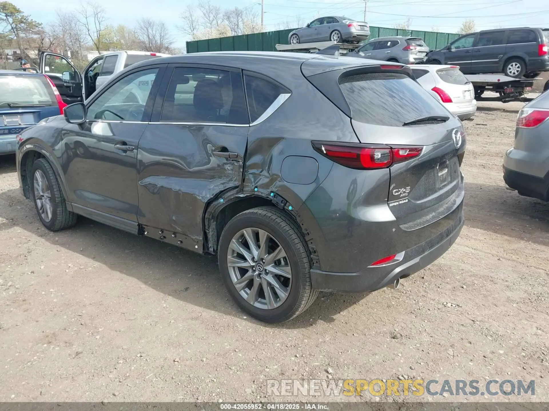 3 fotografías del automóvil dañado JM3KFBDLXR0486618 MAZDA CX-5 2024