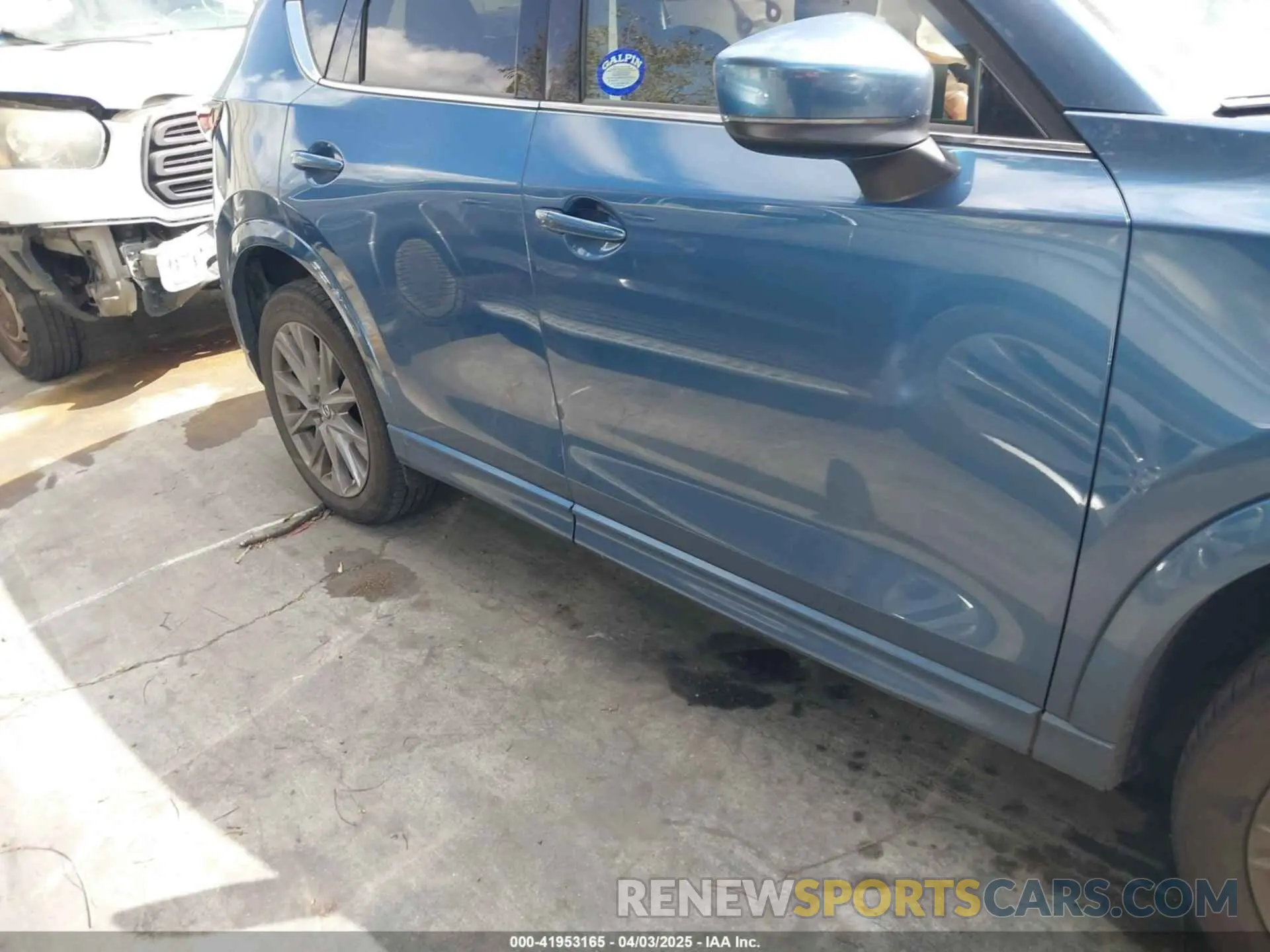 13 fotografías del automóvil dañado JM3KFBDM0R0375231 MAZDA CX-5 2024