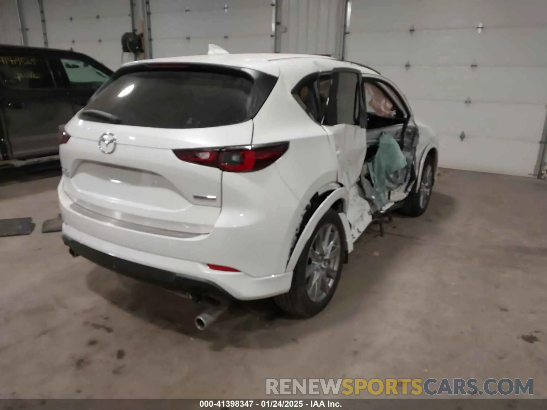 4 fotografías del automóvil dañado JM3KFBDM0R0387539 MAZDA CX-5 2024