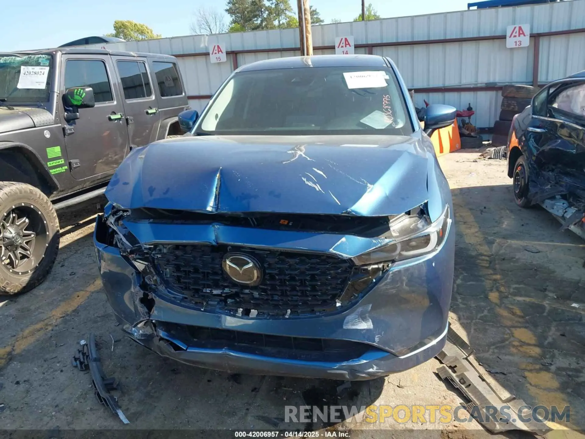 12 fotografías del automóvil dañado JM3KFBDM5R0368775 MAZDA CX-5 2024