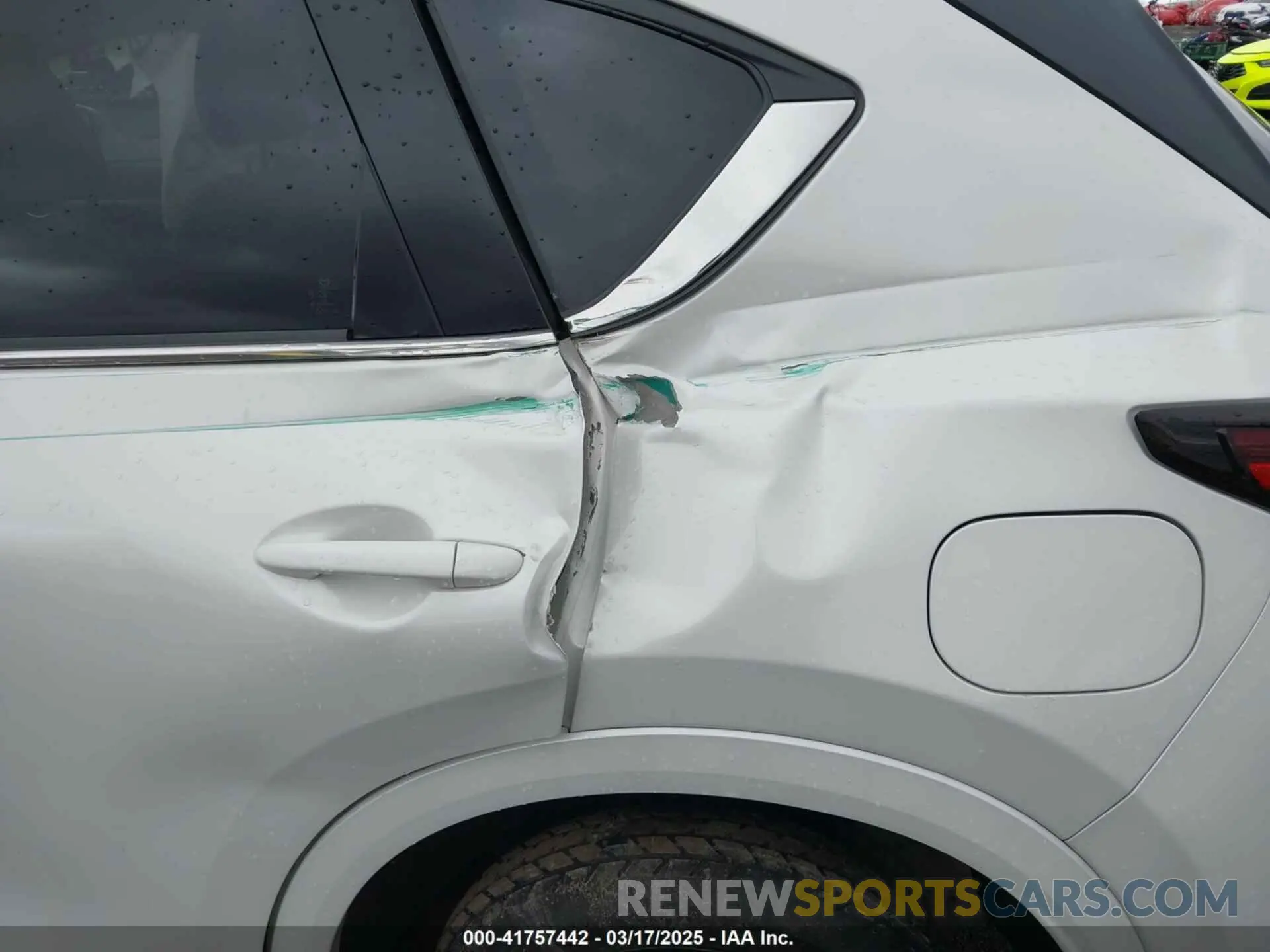 20 fotografías del automóvil dañado JM3KFBDMXR0401172 MAZDA CX-5 2024