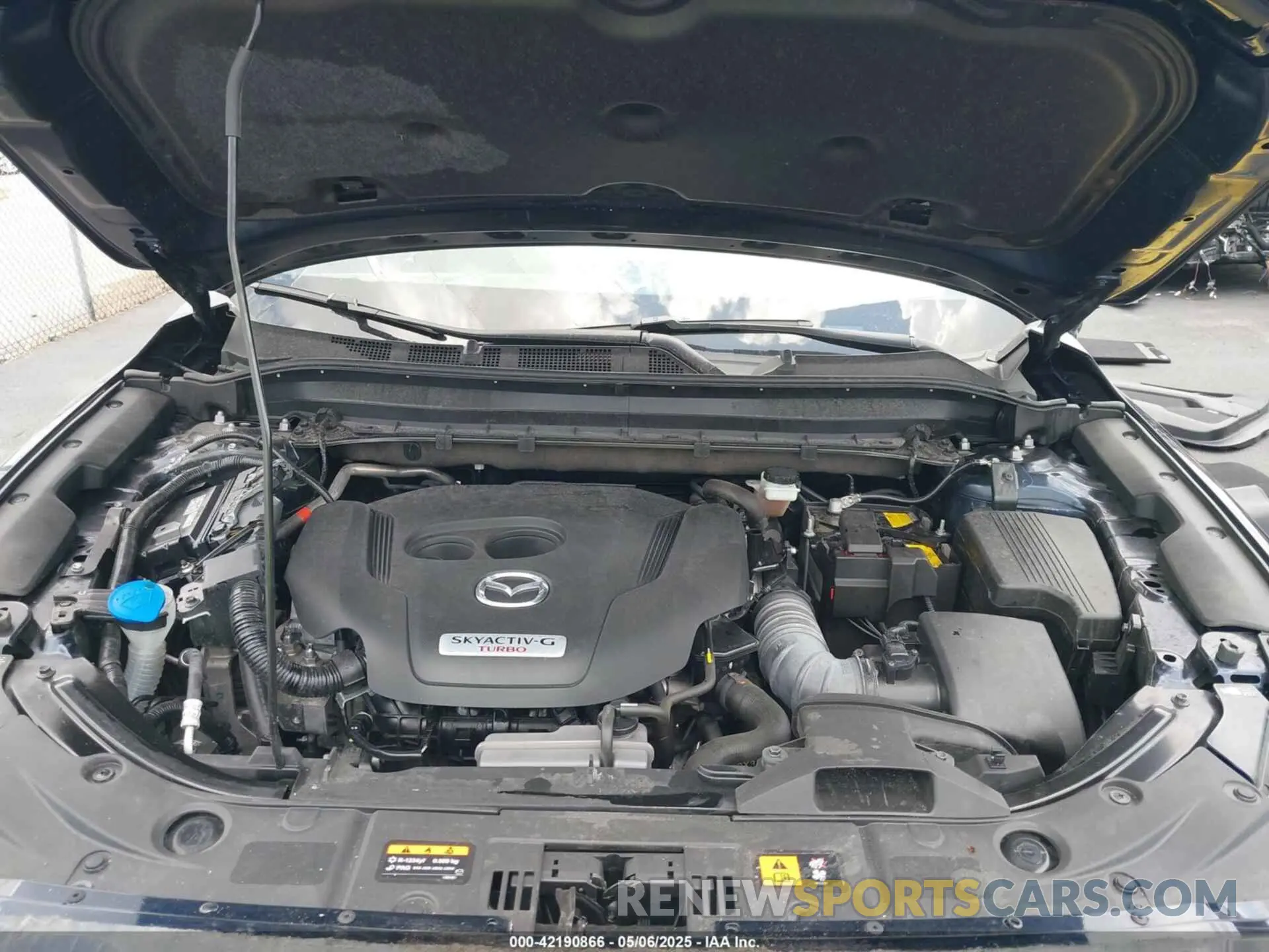 10 fotografías del automóvil dañado JM3KFBDY3R0364338 MAZDA CX-5 2024