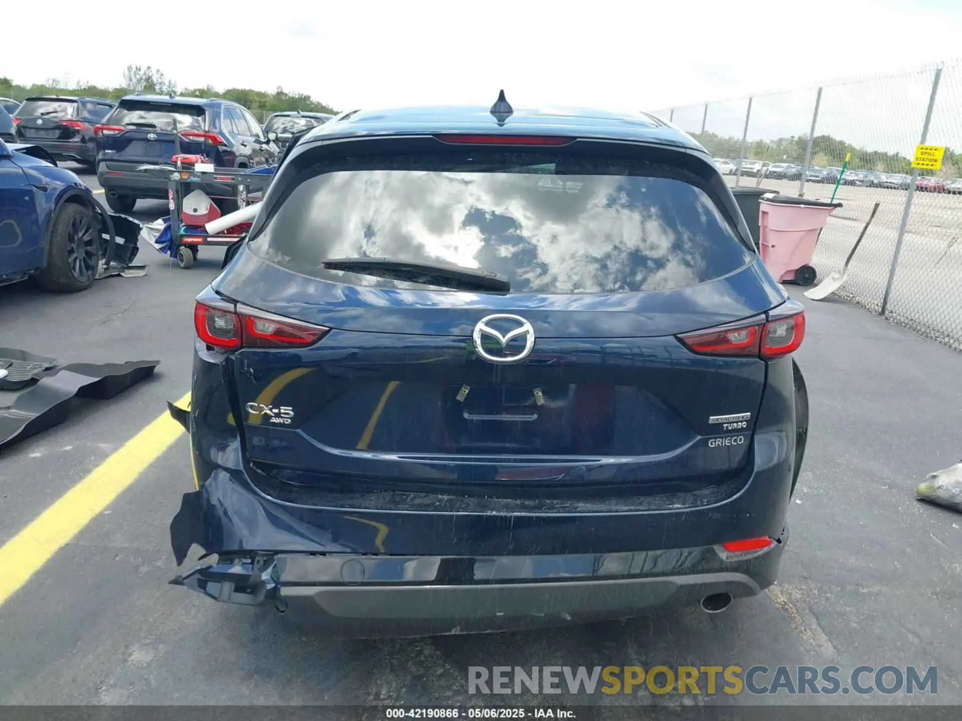 17 fotografías del automóvil dañado JM3KFBDY3R0364338 MAZDA CX-5 2024