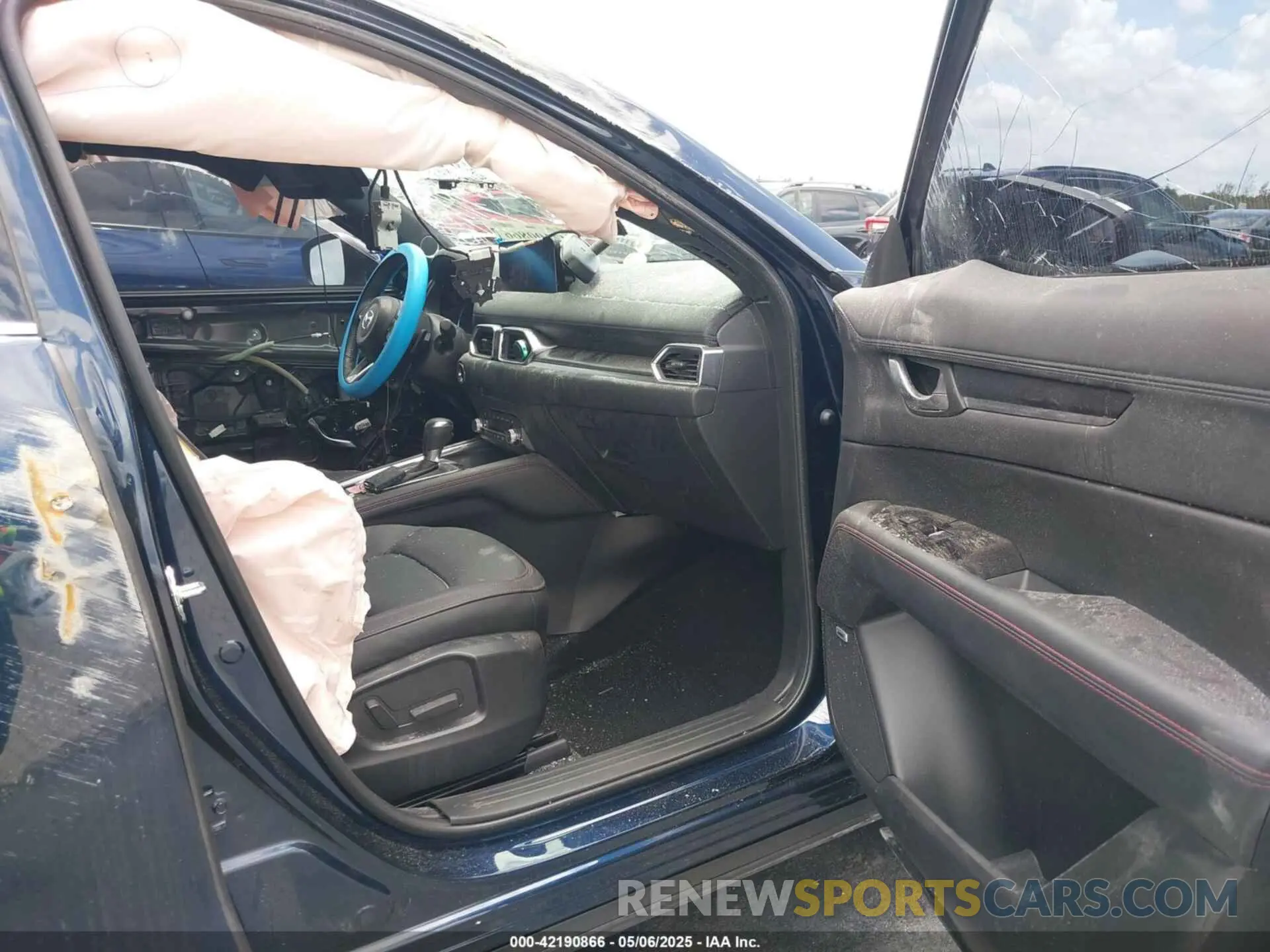 5 fotografías del automóvil dañado JM3KFBDY3R0364338 MAZDA CX-5 2024