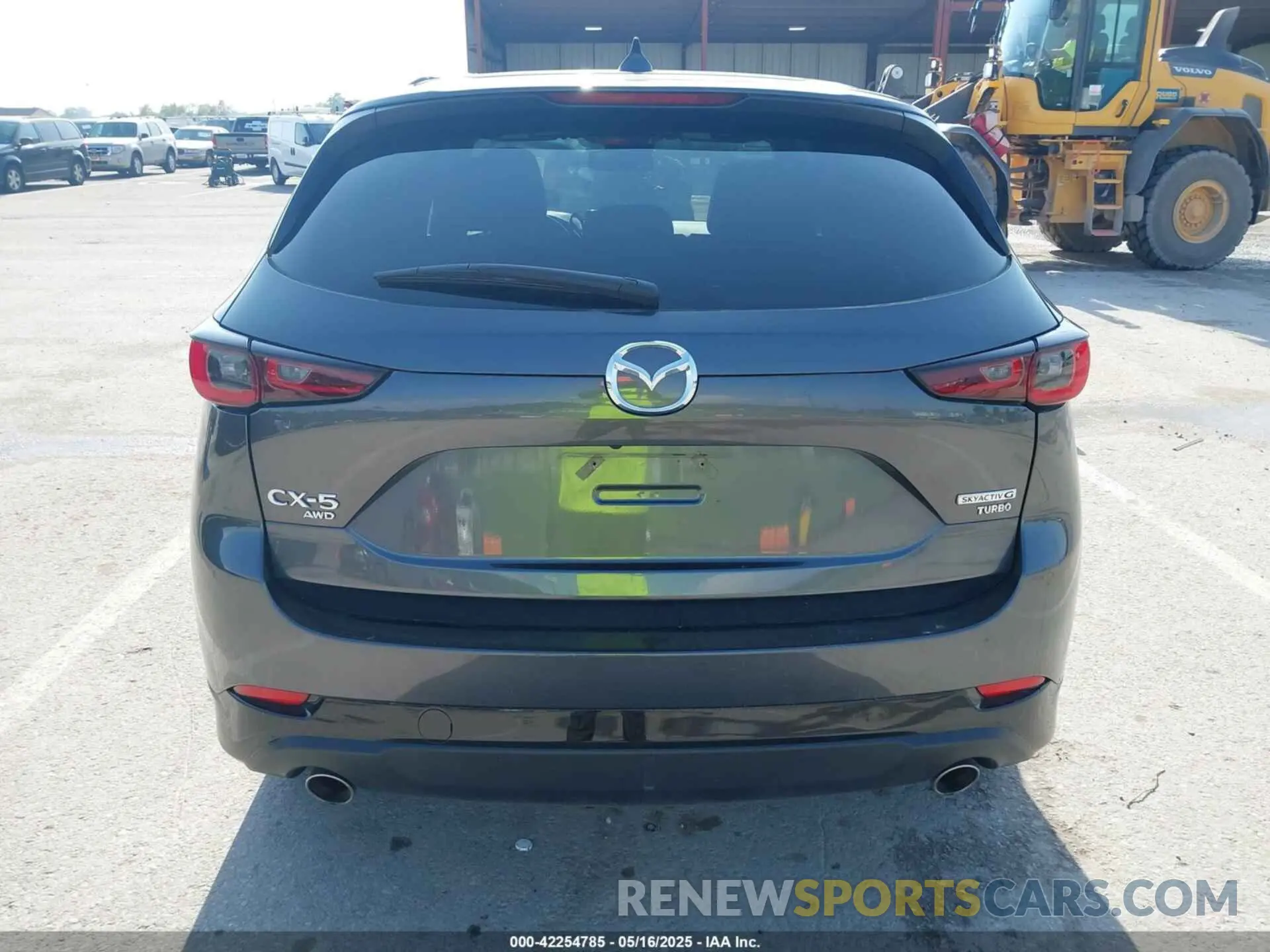 16 fotografías del automóvil dañado JM3KFBDY6R0396572 MAZDA CX-5 2024