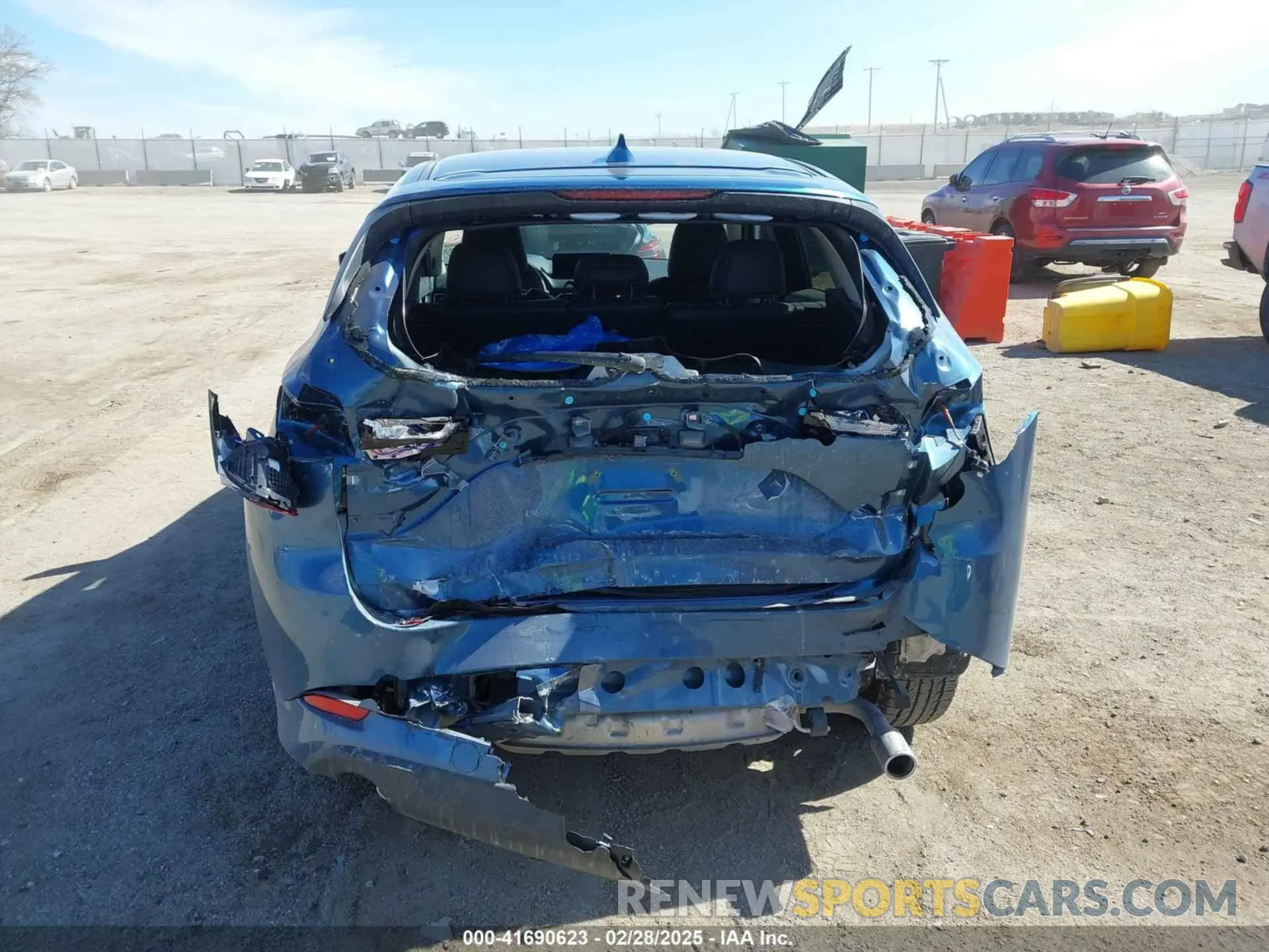 16 fotografías del automóvil dañado JM3KFBEM1R0398452 MAZDA CX-5 2024