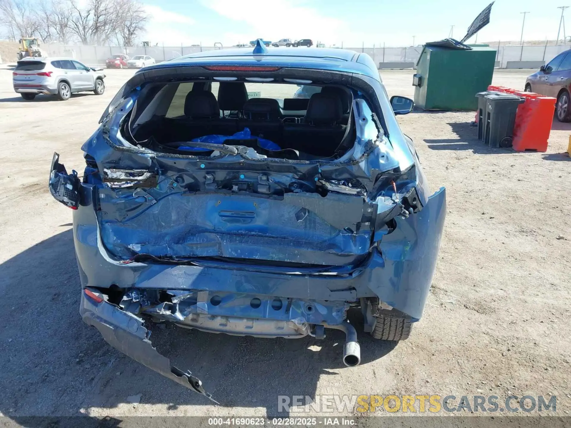 6 fotografías del automóvil dañado JM3KFBEM1R0398452 MAZDA CX-5 2024