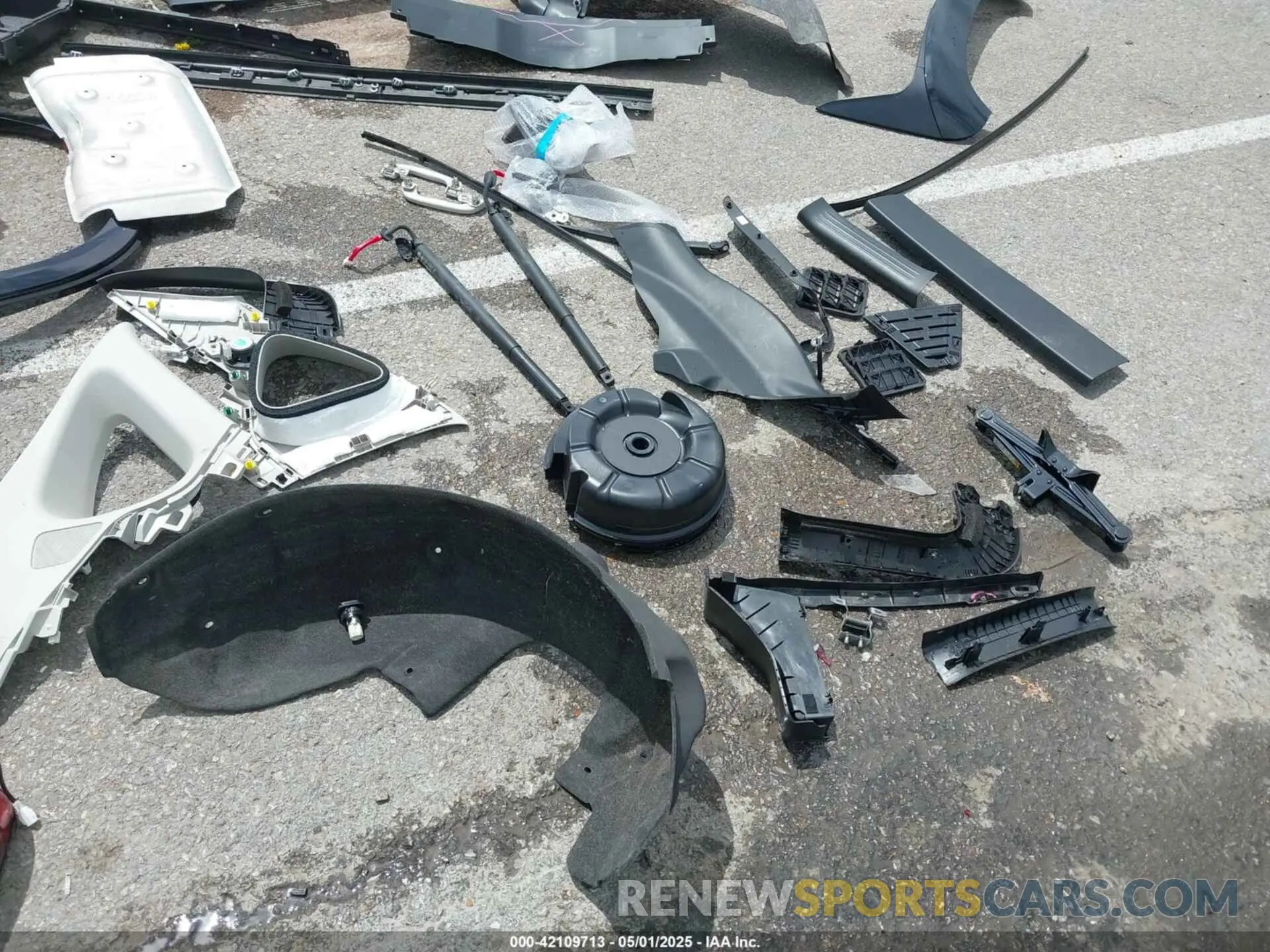 18 fotografías del automóvil dañado JM3KFBEM3R0374430 MAZDA CX-5 2024