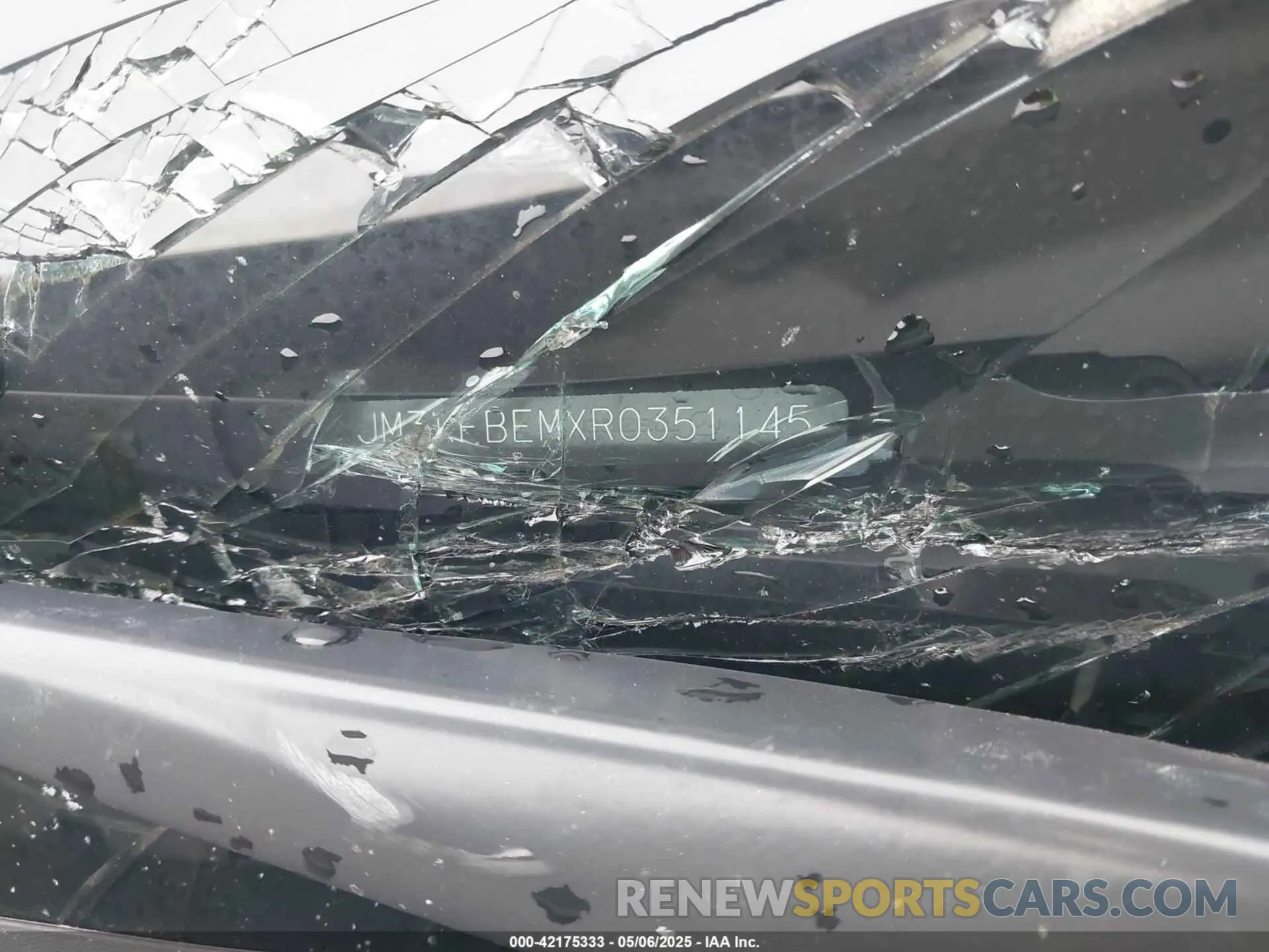 9 fotografías del automóvil dañado JM3KFBEMXR0351145 MAZDA CX-5 2024