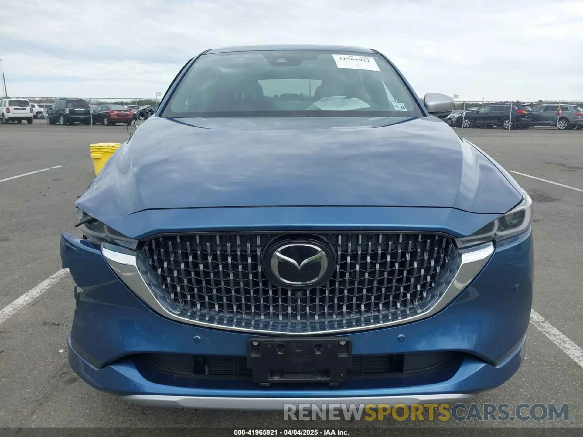 12 fotografías del automóvil dañado JM3KFBXY2R0353455 MAZDA CX-5 2024