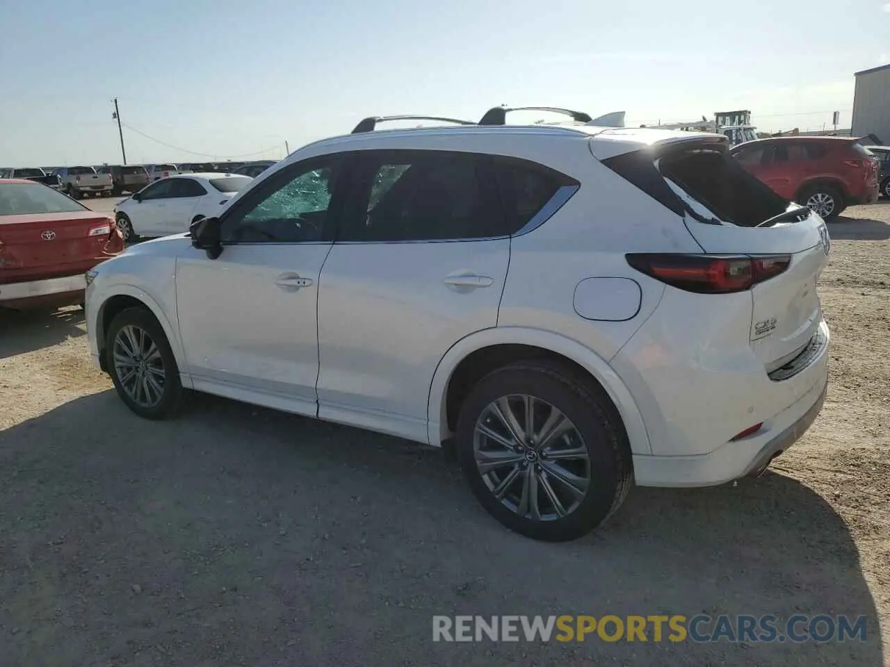 2 fotografías del automóvil dañado JM3KFBXY3R0378526 MAZDA CX-5 2024