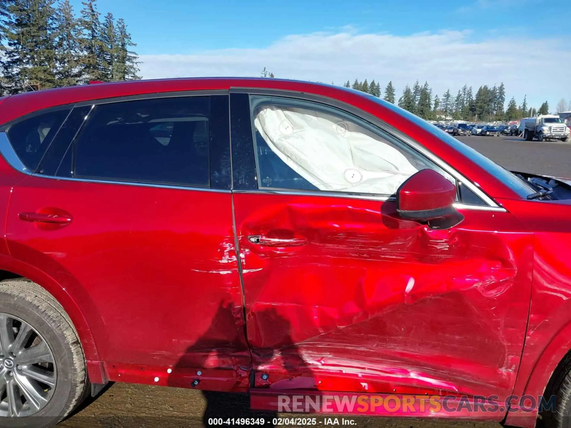 14 fotografías del automóvil dañado JM3KFBXY5R0422722 MAZDA CX-5 2024