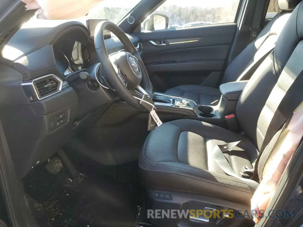 7 fotografías del automóvil dañado JM3KFBXYXR0523030 MAZDA CX-5 2024