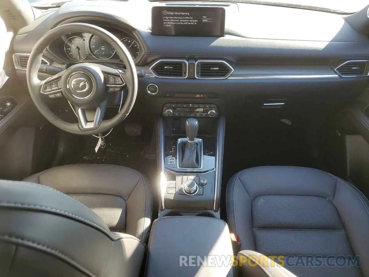 8 fotografías del automóvil dañado JM3KFBXYXR0523030 MAZDA CX-5 2024