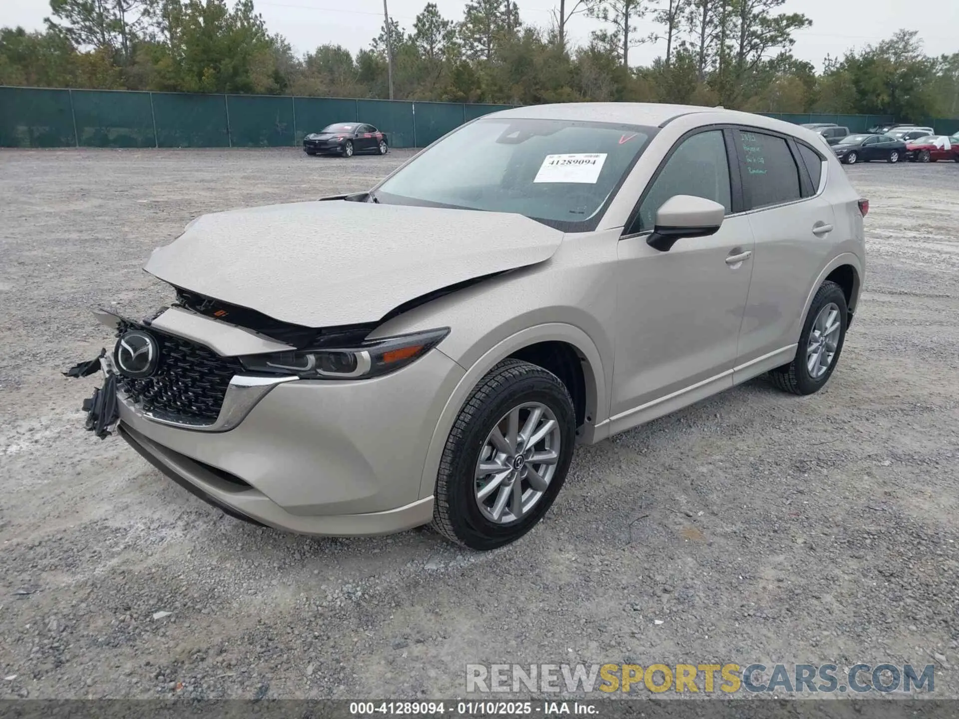 2 fotografías del automóvil dañado JM3KFBBL2S0553818 MAZDA CX-5 2025