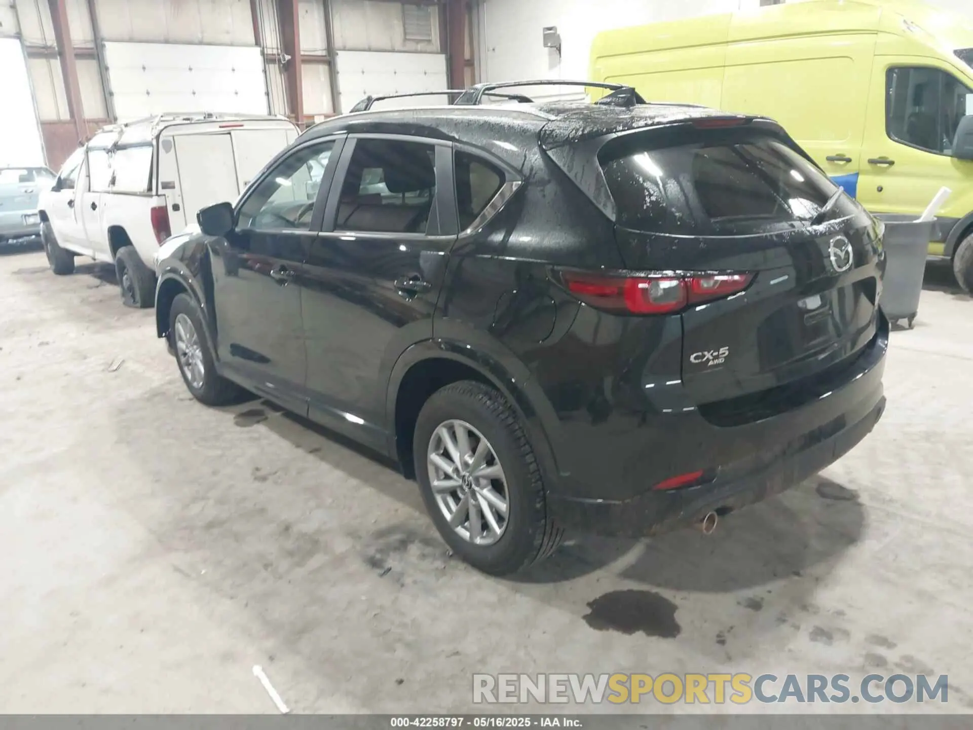 3 fotografías del automóvil dañado JM3KFBBL3S0549910 MAZDA CX-5 2025