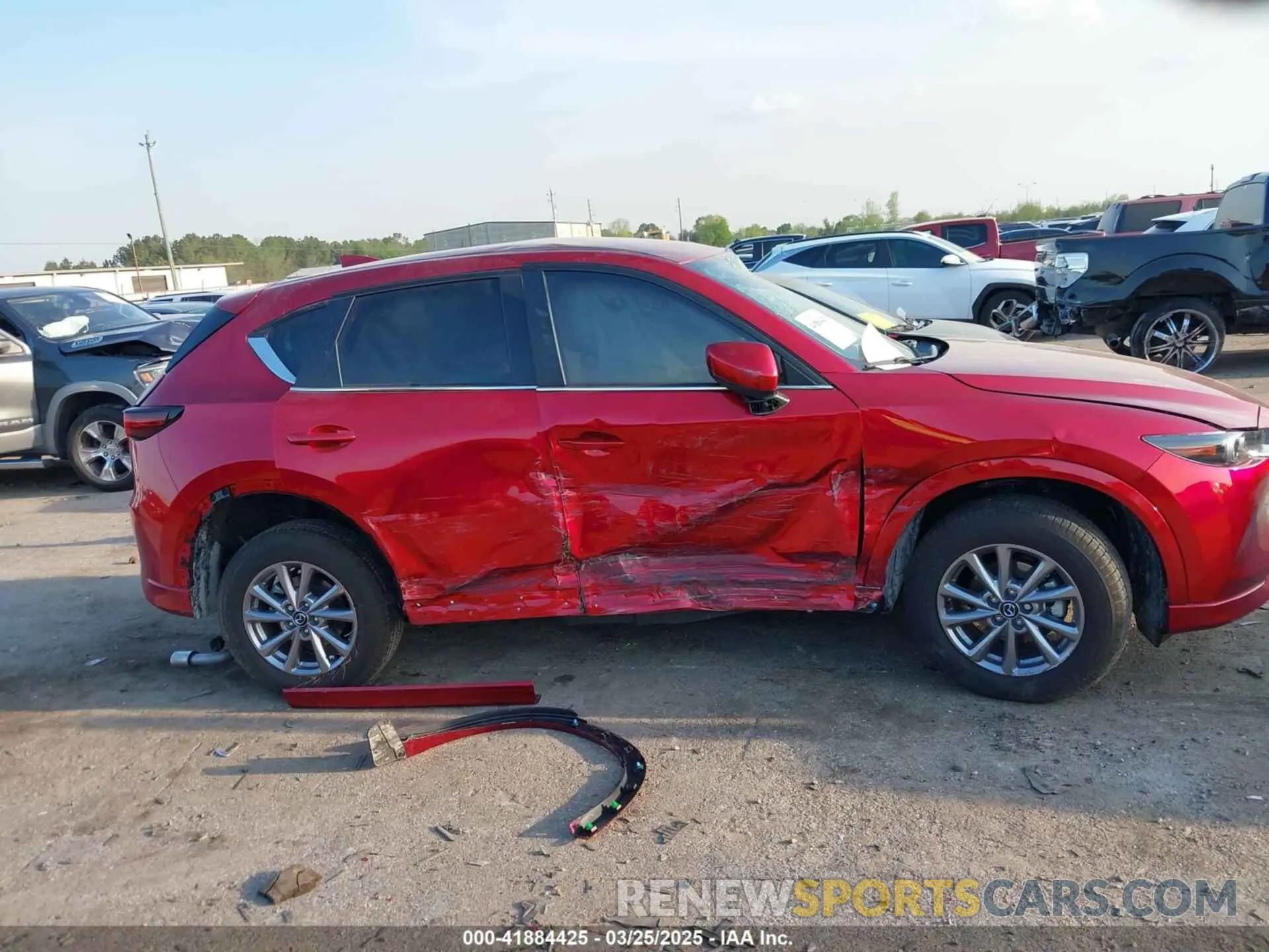 12 fotografías del automóvil dañado JM3KFBBL5S0599479 MAZDA CX-5 2025